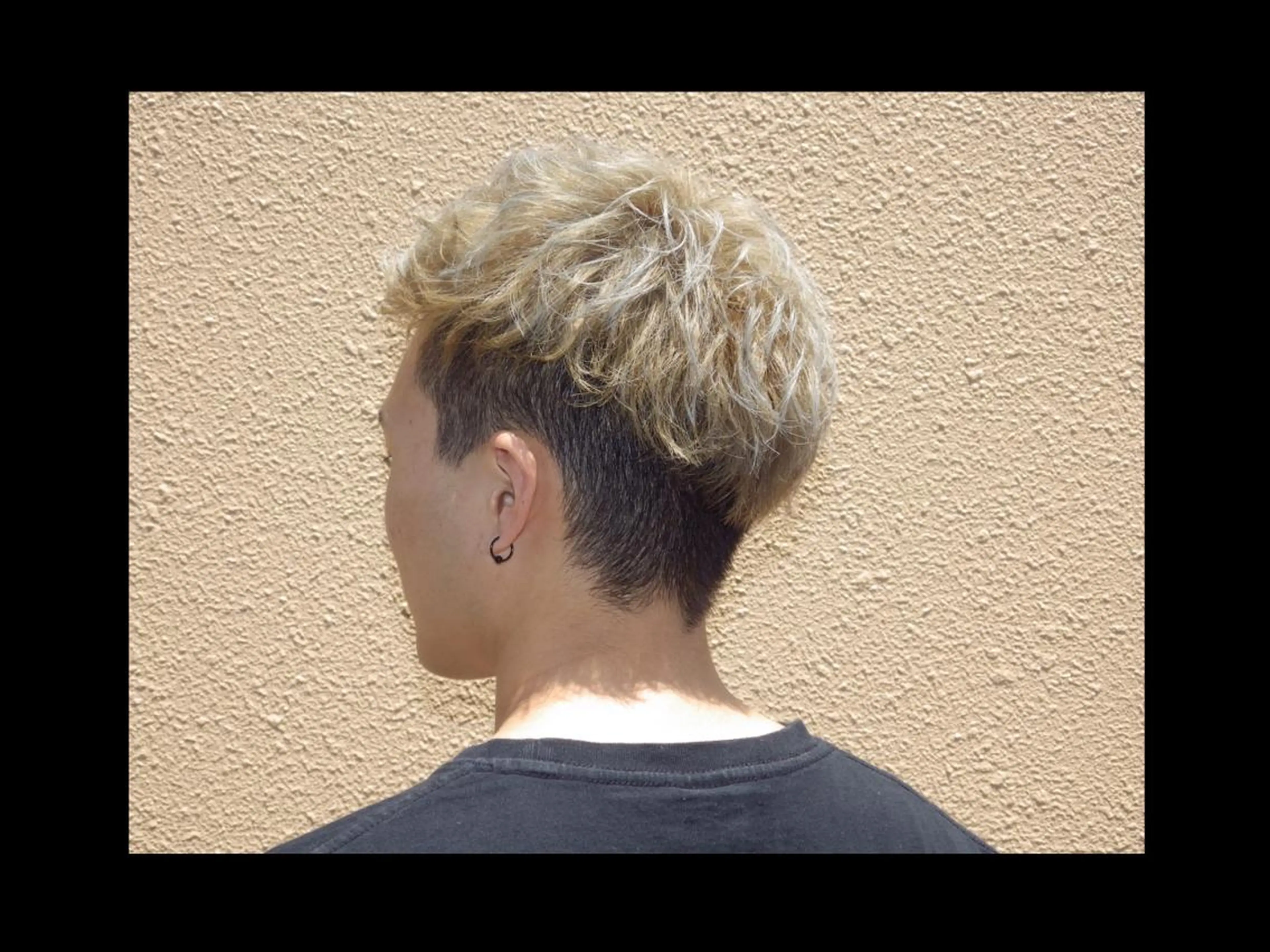 ショート メンズ 刈り上げ ショートヘア カット 大阪ウルフカット ハッシュカットのヘアスタイル