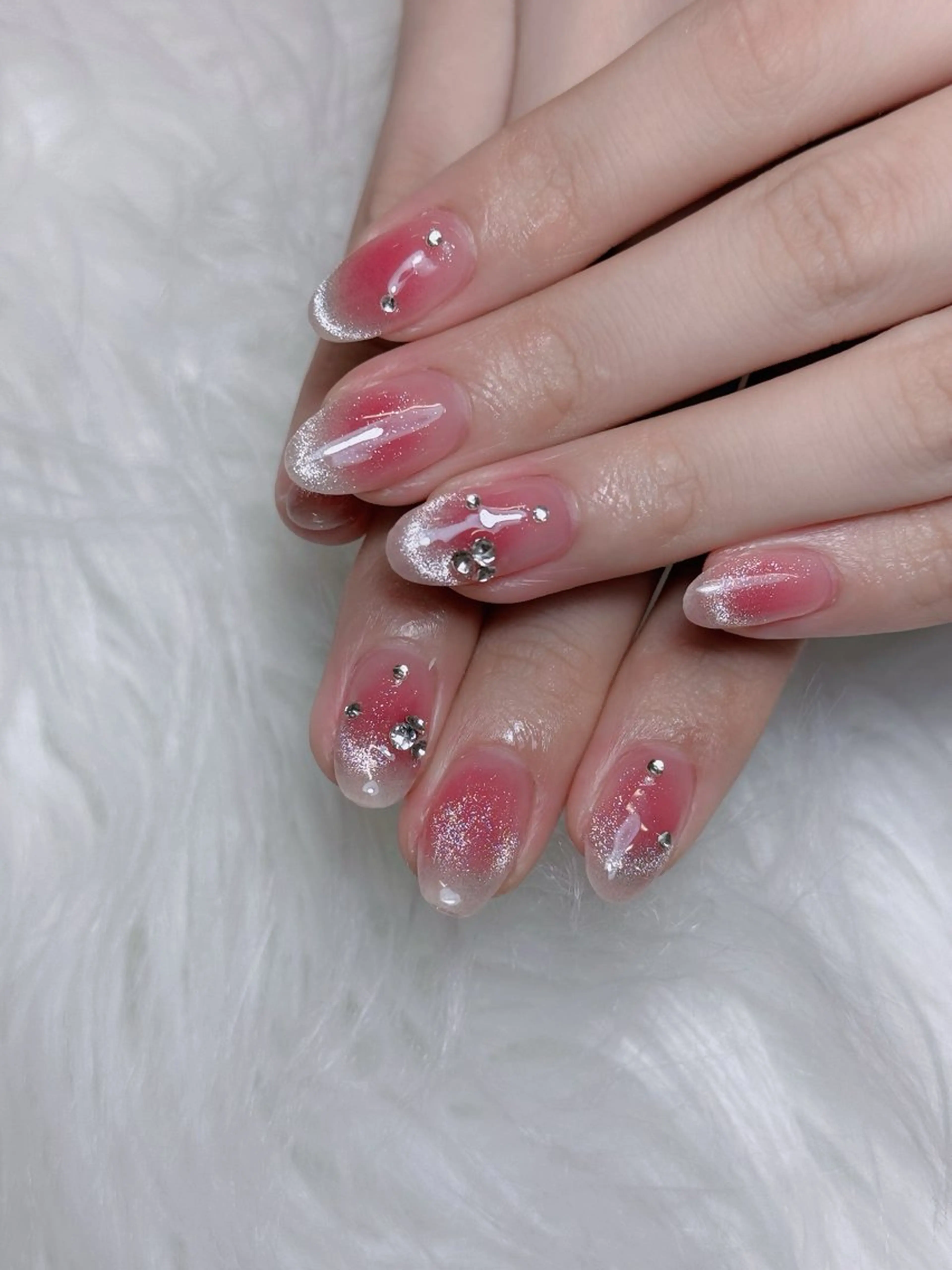 ネイル オーロラネイル チークネイル フットネイル フレンチネイル 韓国ネイル ハンドネイル Lumi Nailのネイルデザイン