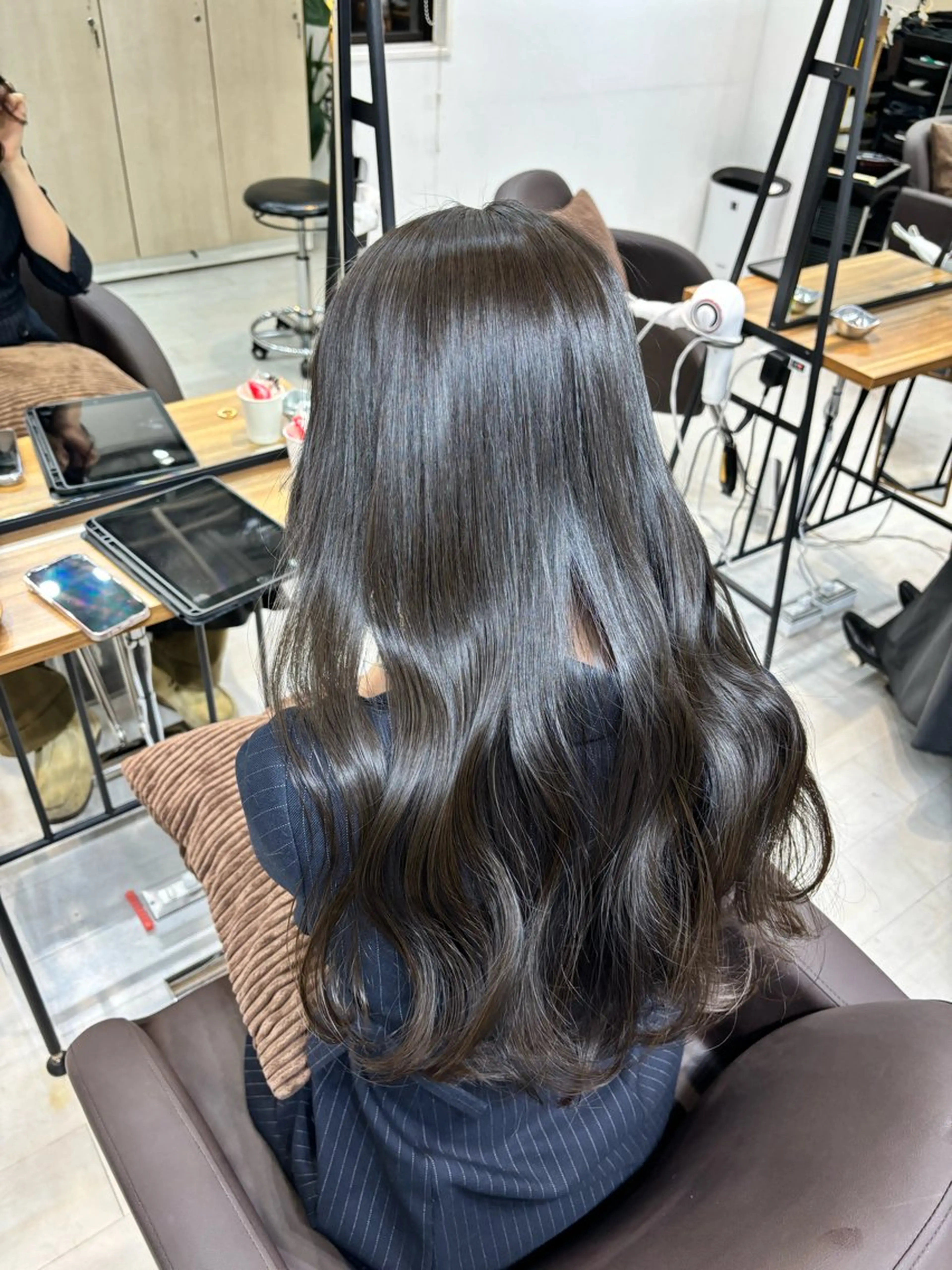 ロング カット ヘアカラー トリートメント ヘッドスパ ヘアセット 🌿透明感カラー‪ 縮毛矯正✨かずきのヘアスタイル