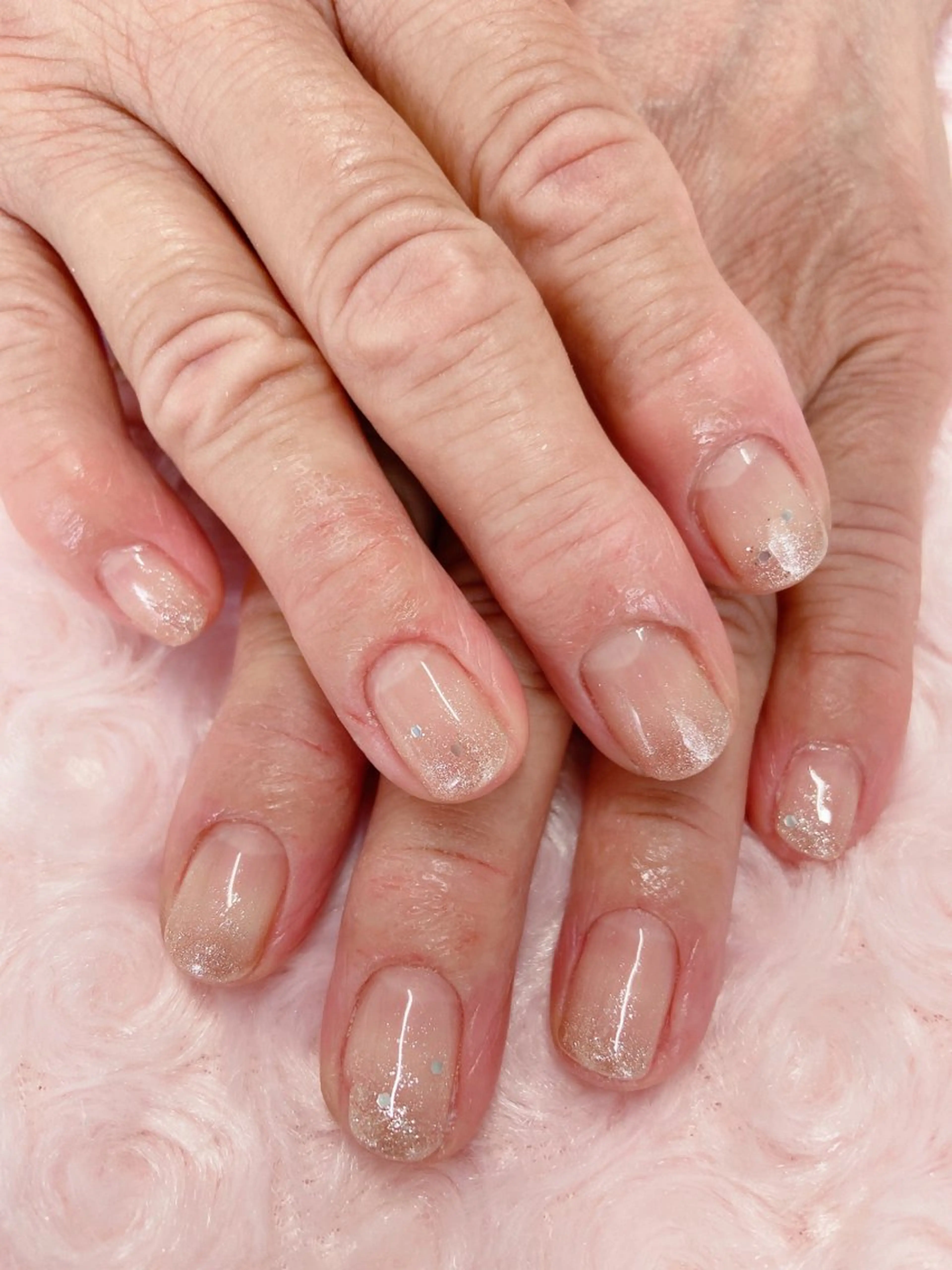 ネイル グラデーション ラメ(グリッター) ラメグラデーション ハンドネイル nail salon Berry所属・前田 りかのネイルデザイン