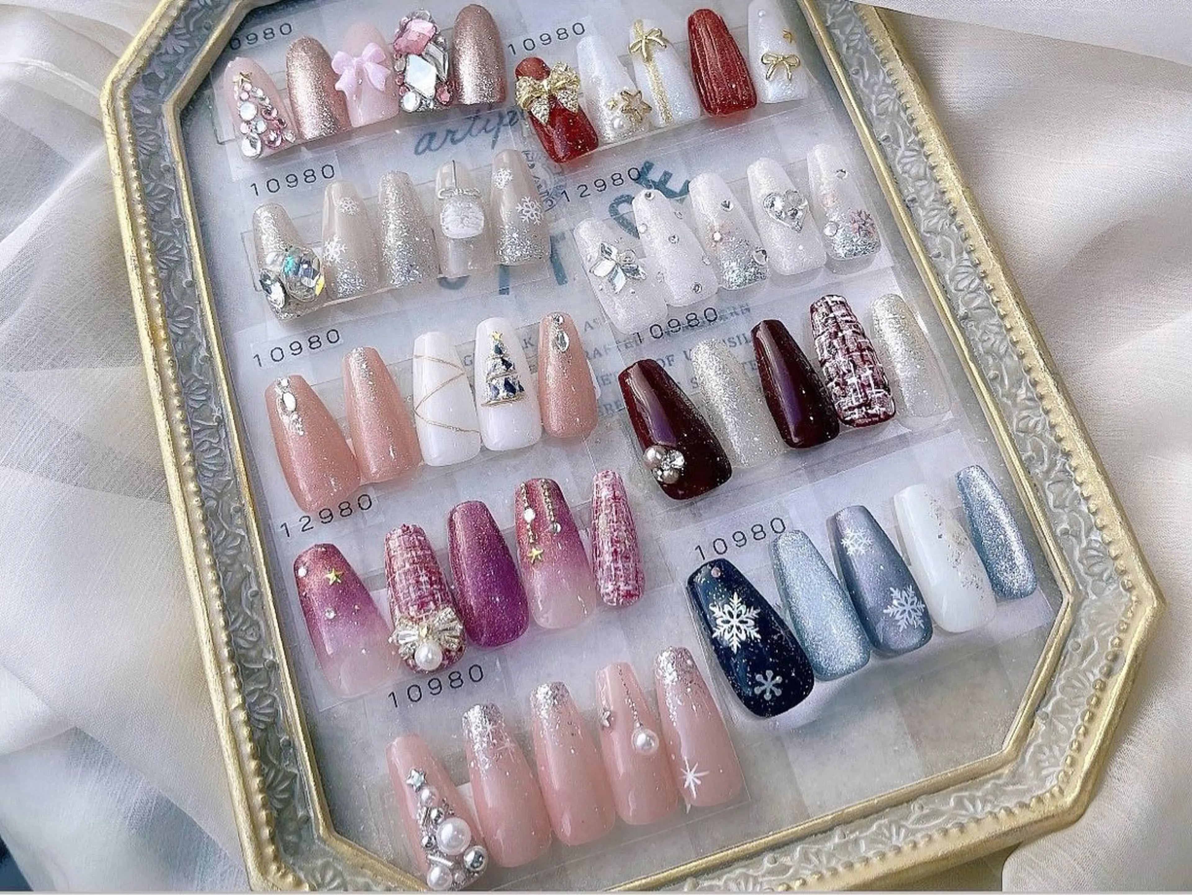 ネイル ネイルチップ 冬ネイル クリスマス NAILR rina 🎀ིྀ恵比寿のネイルデザイン