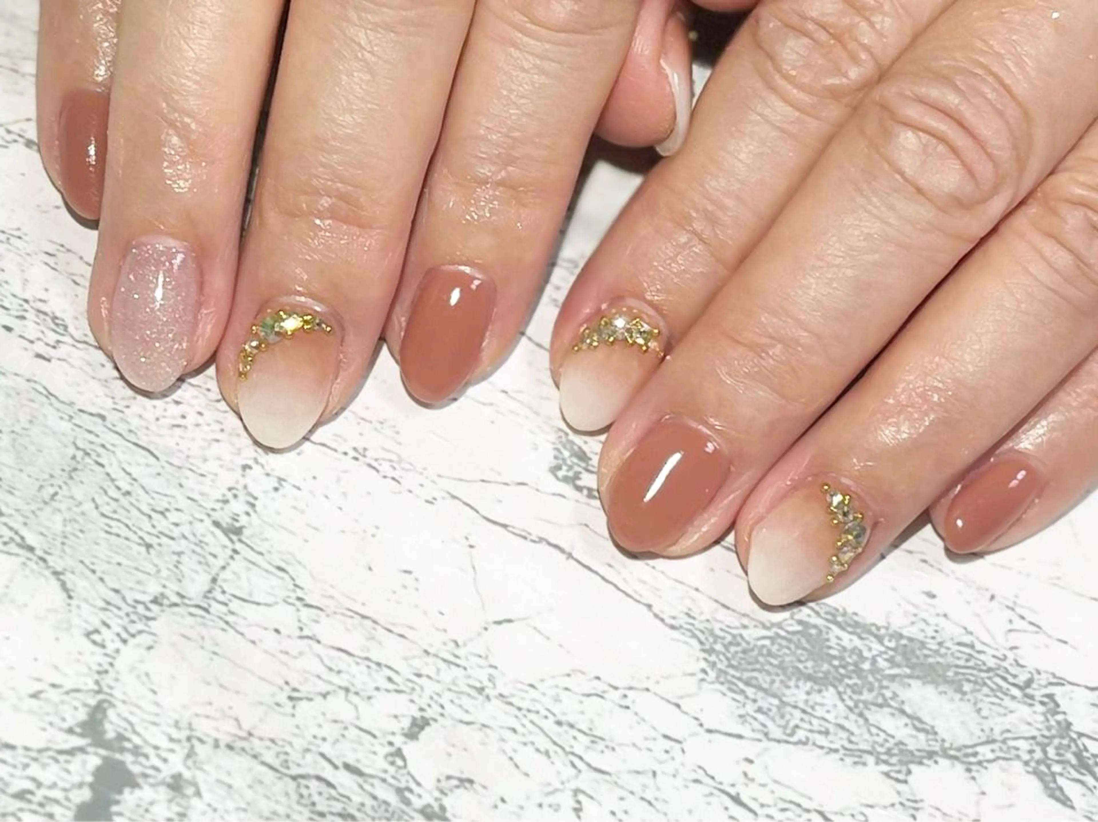 ネイル フットネイル グラデーション ニュアンスネイル シンプルネイル 春ネイル ネイル フフラ所属・nail fufla ♡yamane♡のネイルデザイン
