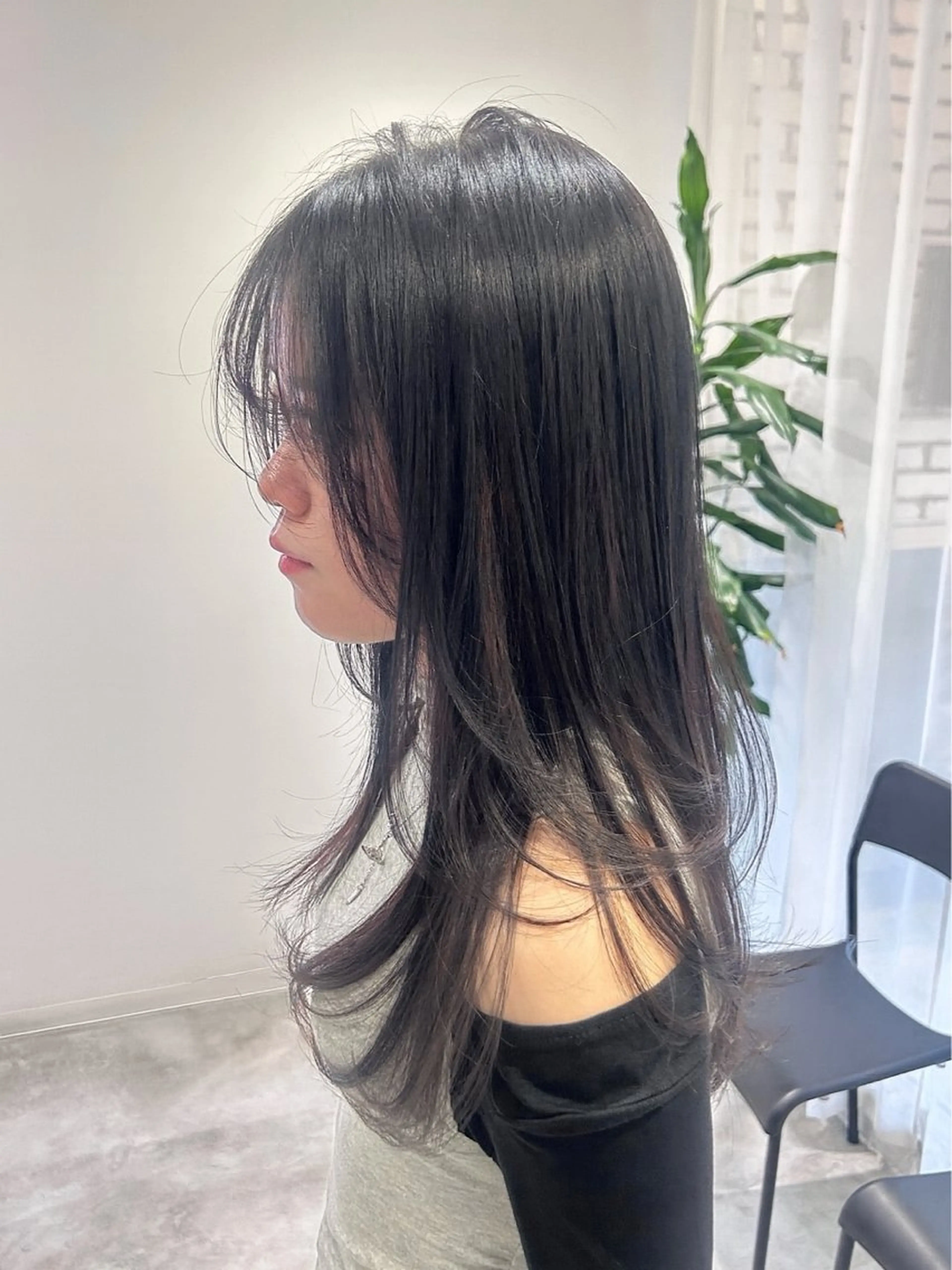 【就活 研修】落ちない暗染め 🖤× カットの写真