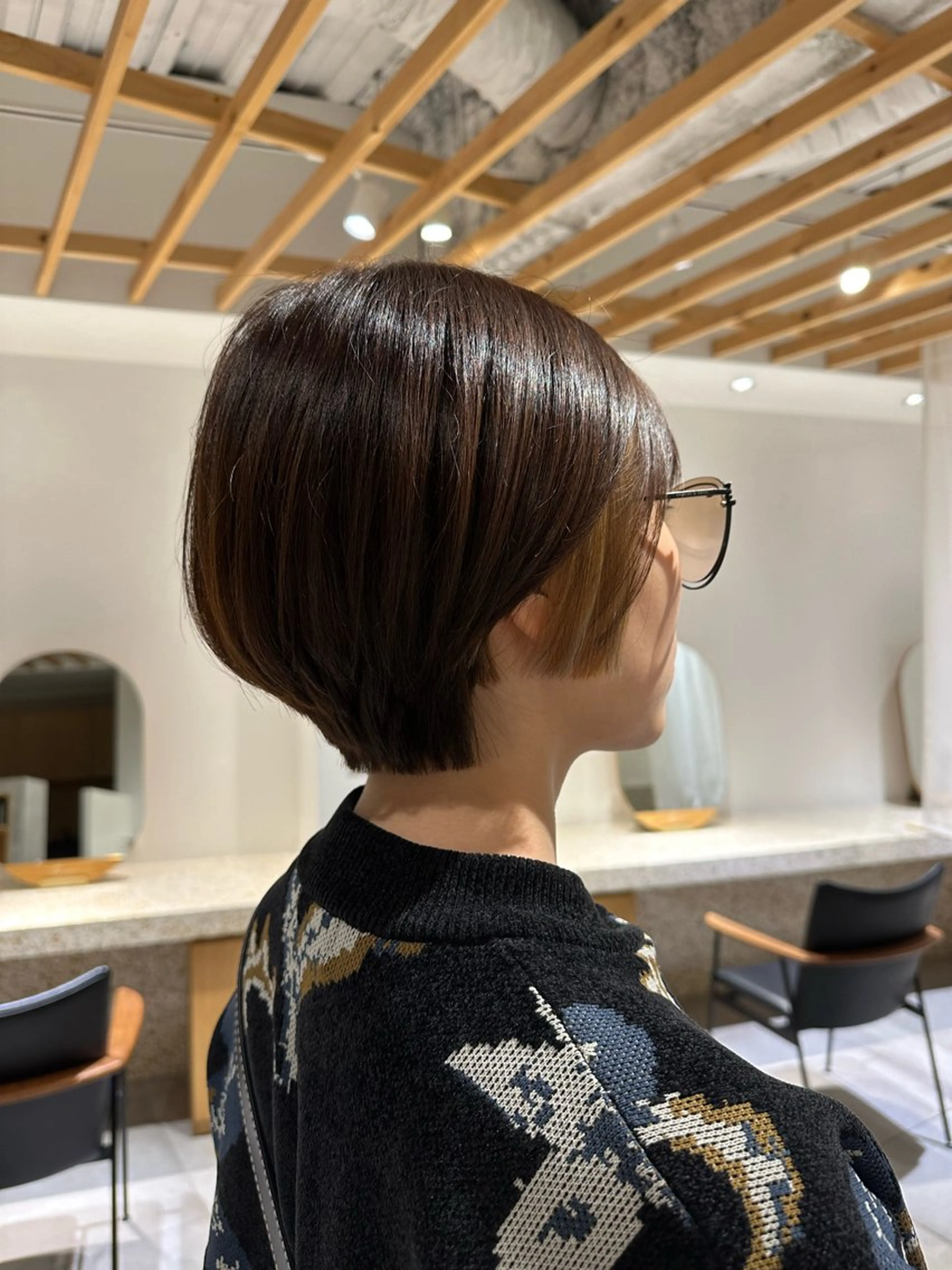 カラー ブリーチ 和田 あおいのヘアスタイル