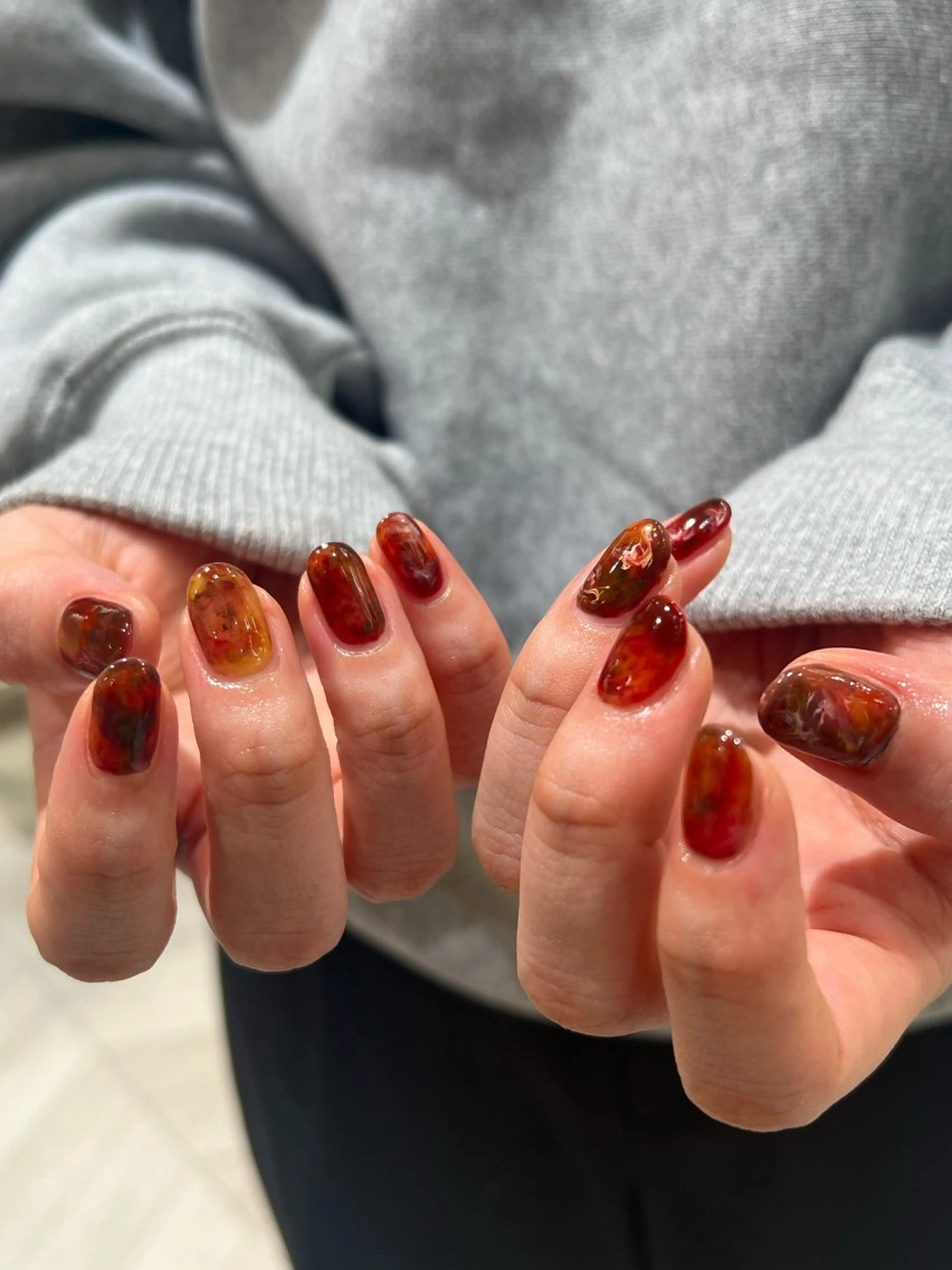 ネイル べっ甲ネイル ハンドネイル オシャレデザイン 🧺🪽/SHUNOのヘアスタイル