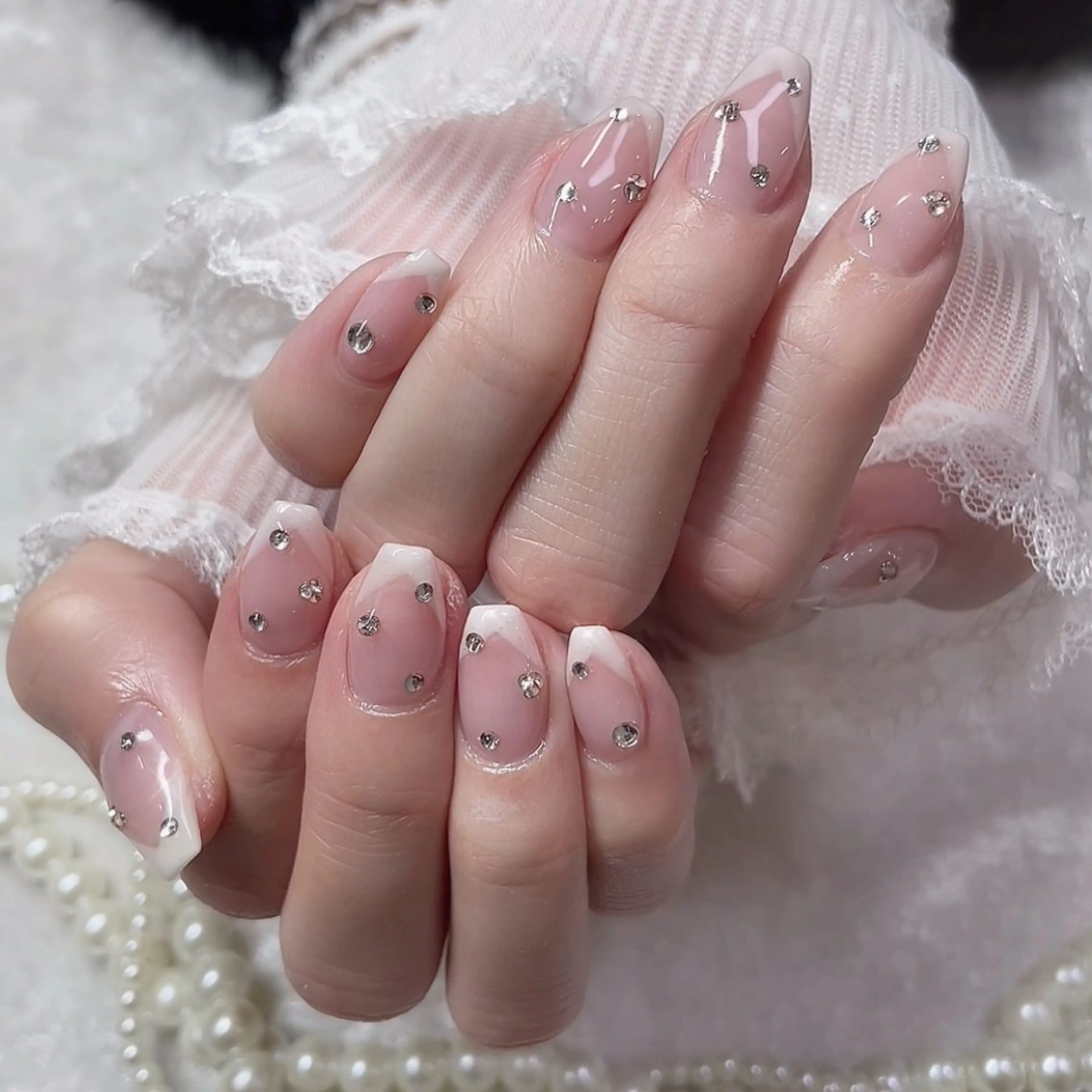 ネイル ハンドネイル MINAMI໒꒱ Y2K、韓国ガーリーのネイルデザイン