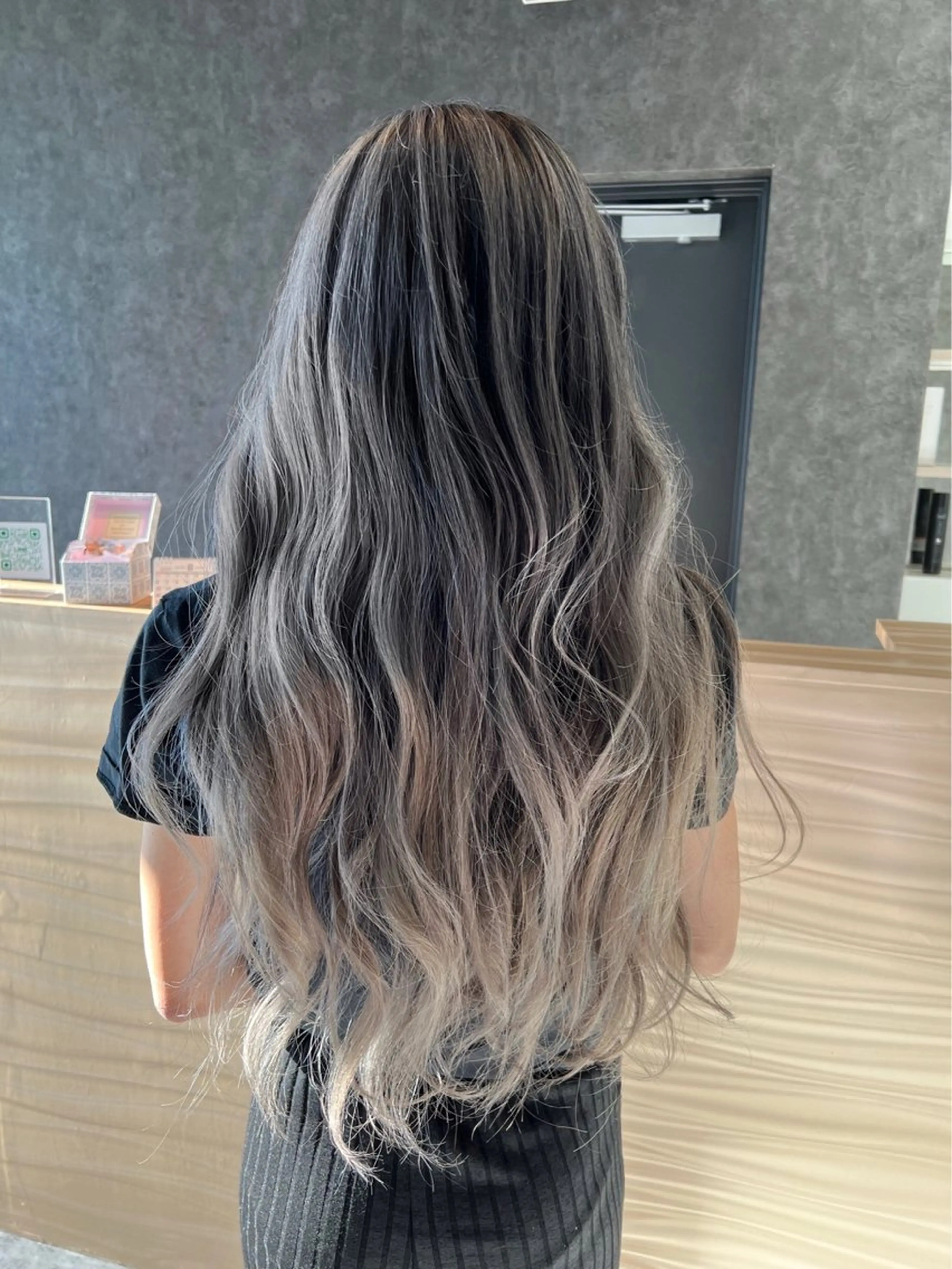 ミディアム RIRŪA所属・プルシールエクステ ちゃきのヘアスタイル