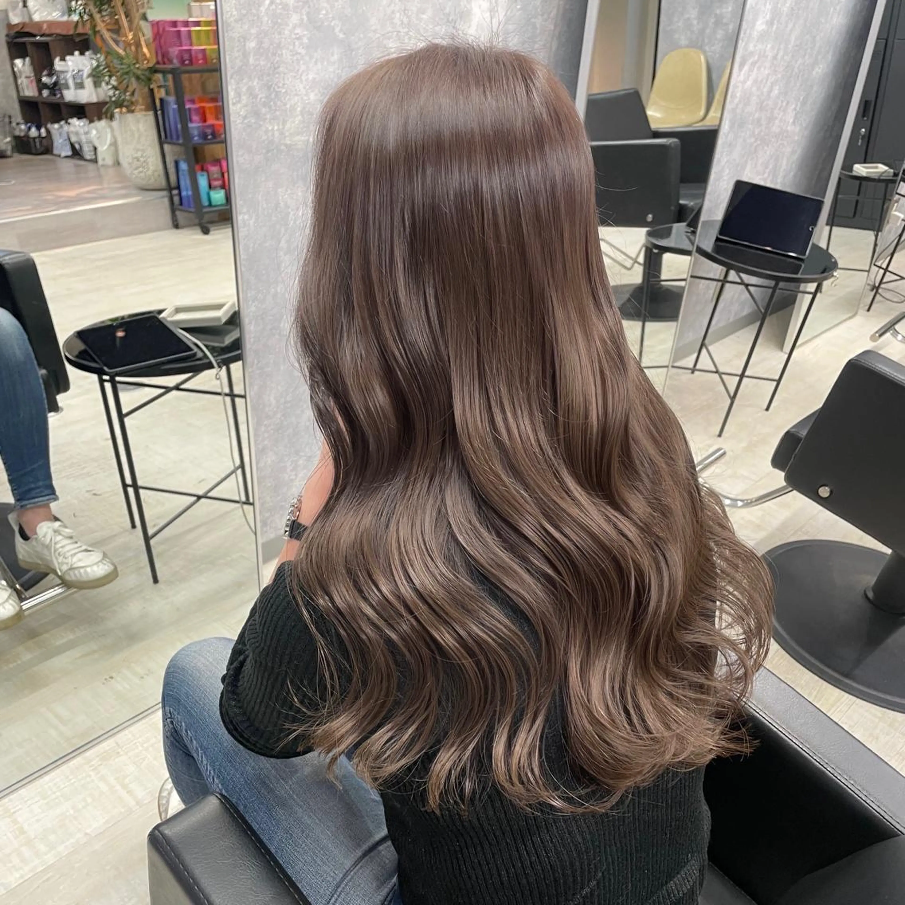 ロング カラー 黒髪 宮城 ほのかのヘアスタイル