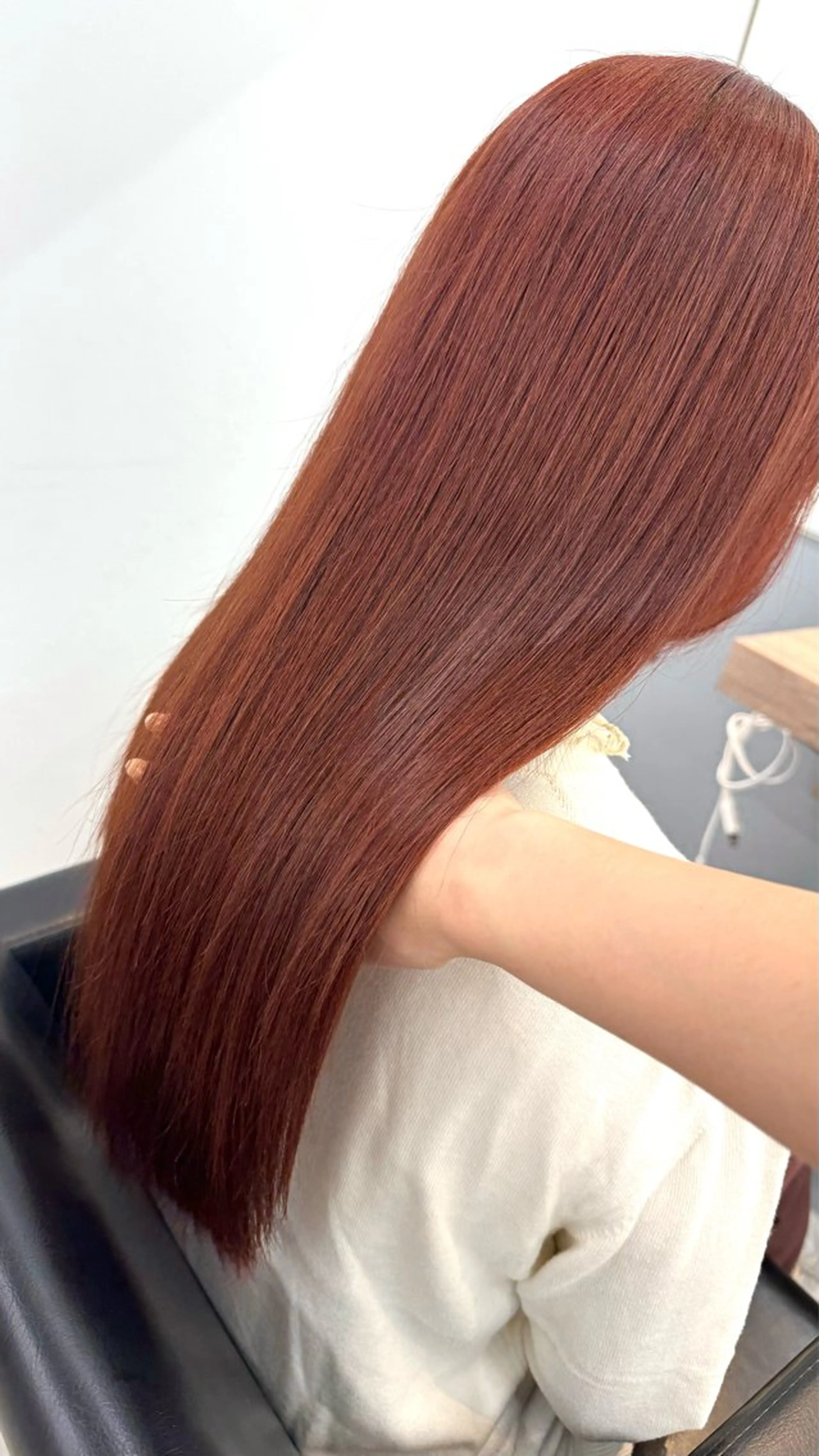 ミディアム カラー ヘアアレンジ 暖色ダブルカラーボブ レイヤー🌈AINAのヘアスタイル