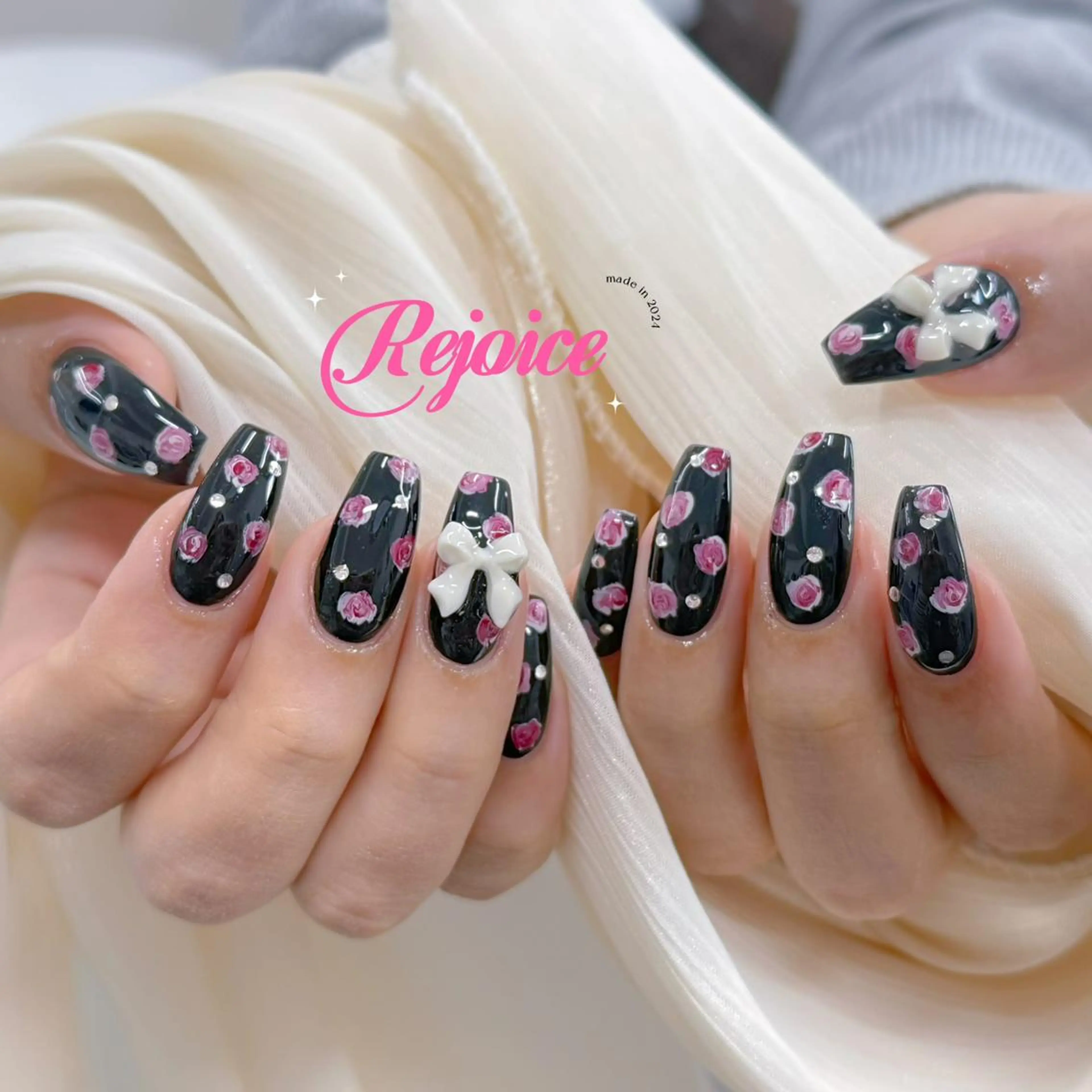 ネイル ハンドネイル Momo Nailのネイルデザイン