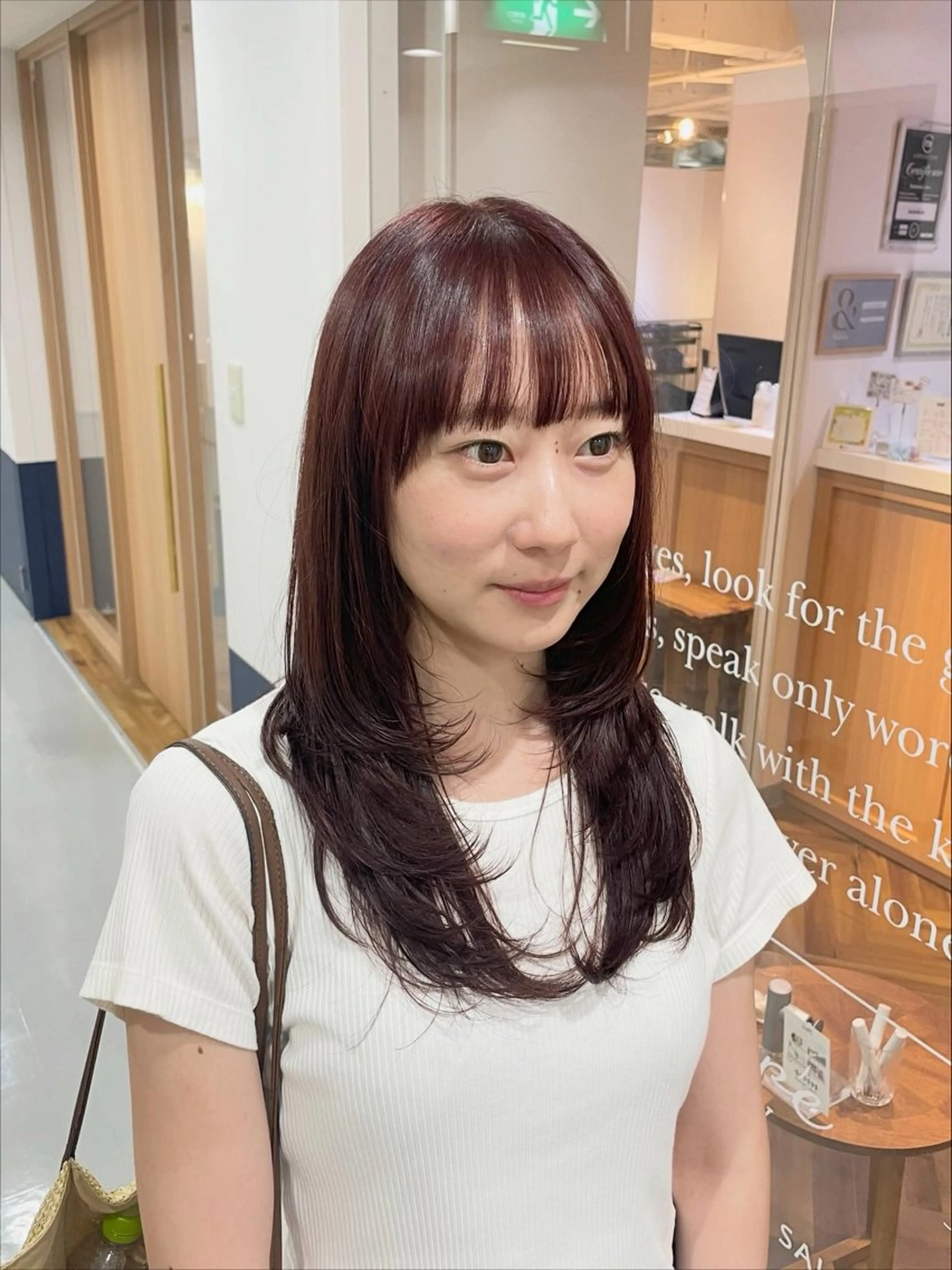 セミロング カラー レイヤーカット カット トリートメント Ogata Marinaのヘアスタイル