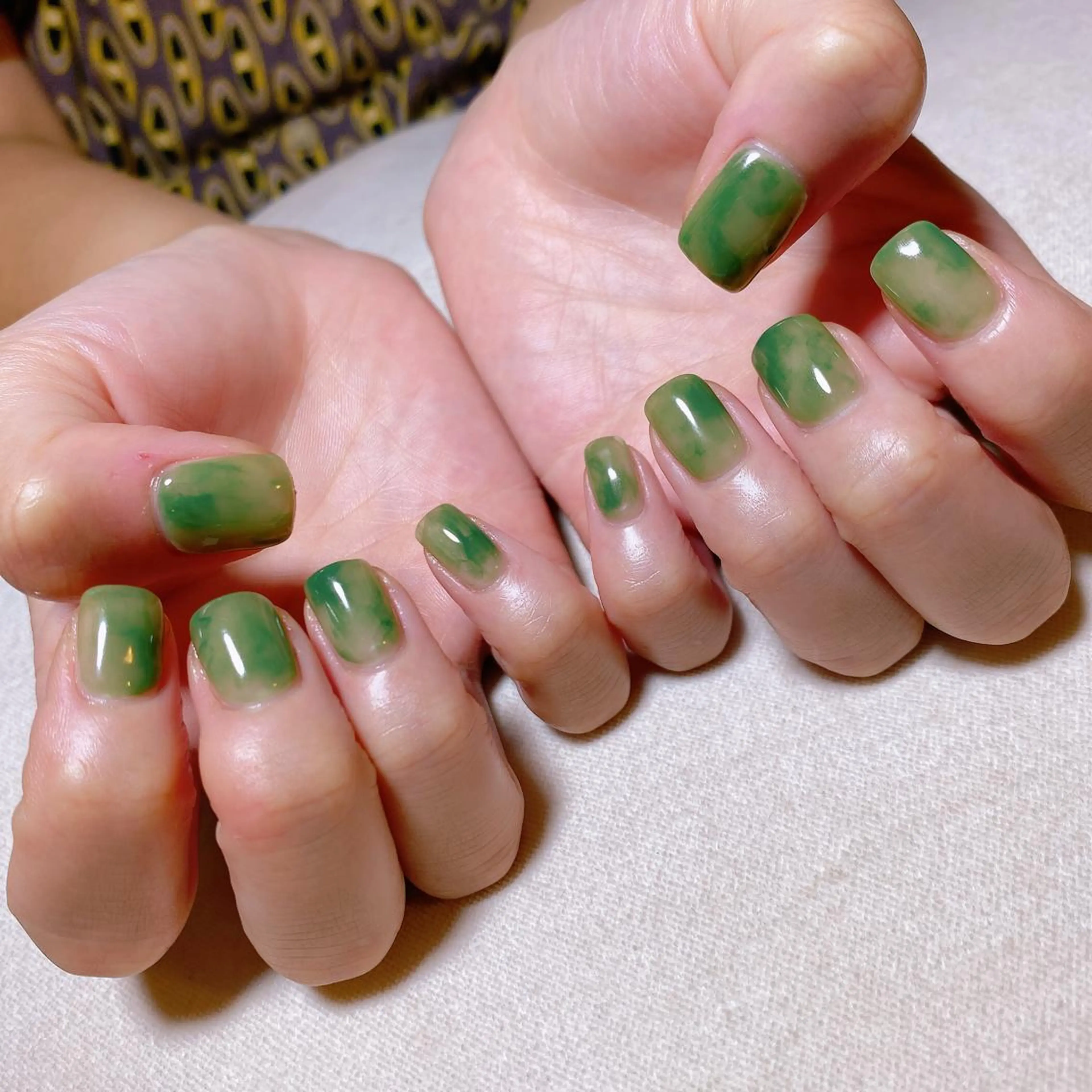 ネイル グリーン ハンドネイル Nail Room Bellisのネイルデザイン