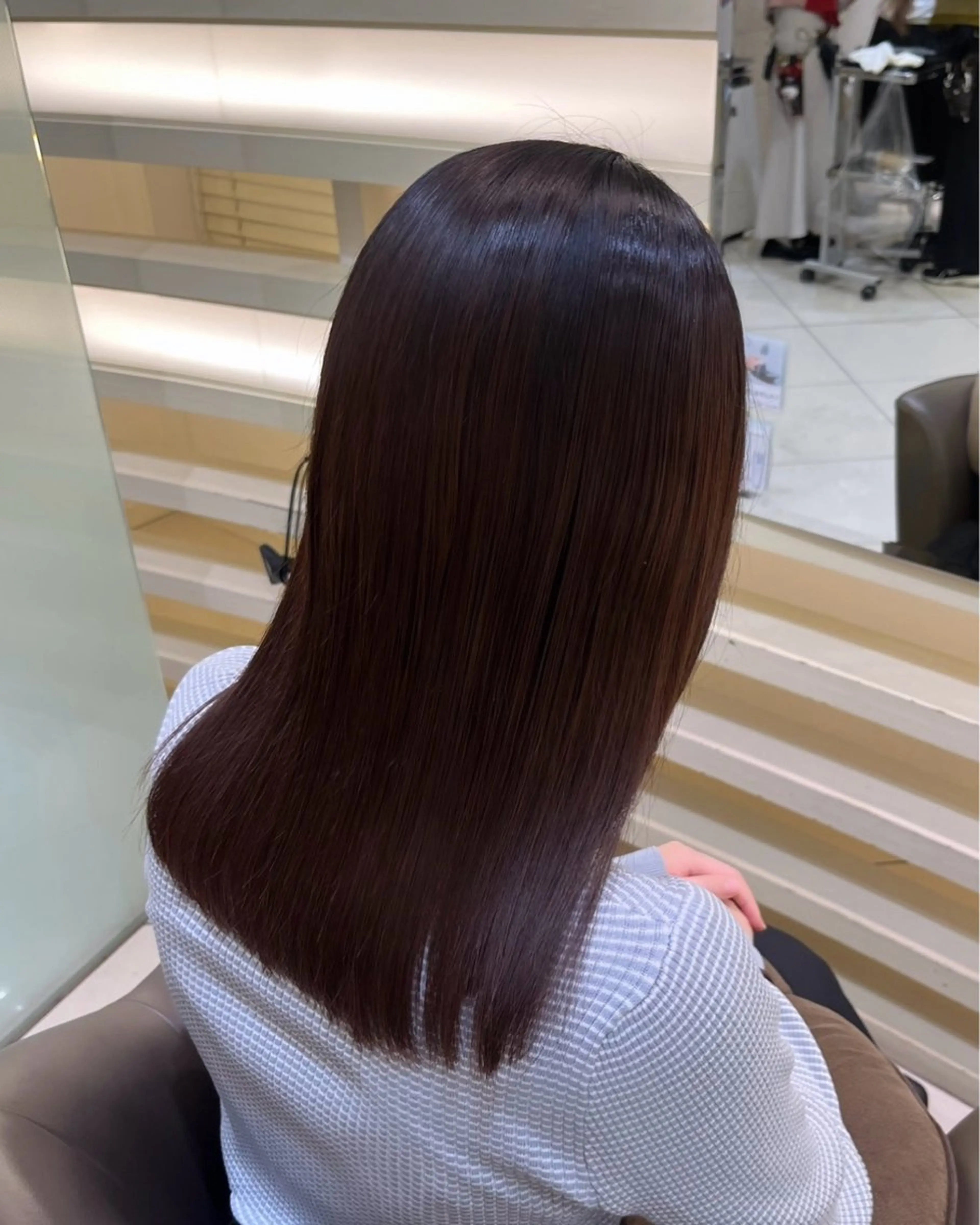 セミロング 縮毛矯正 🫧褒められヘア🪄 酸性縮毛矯正銀座🫧のヘアスタイル