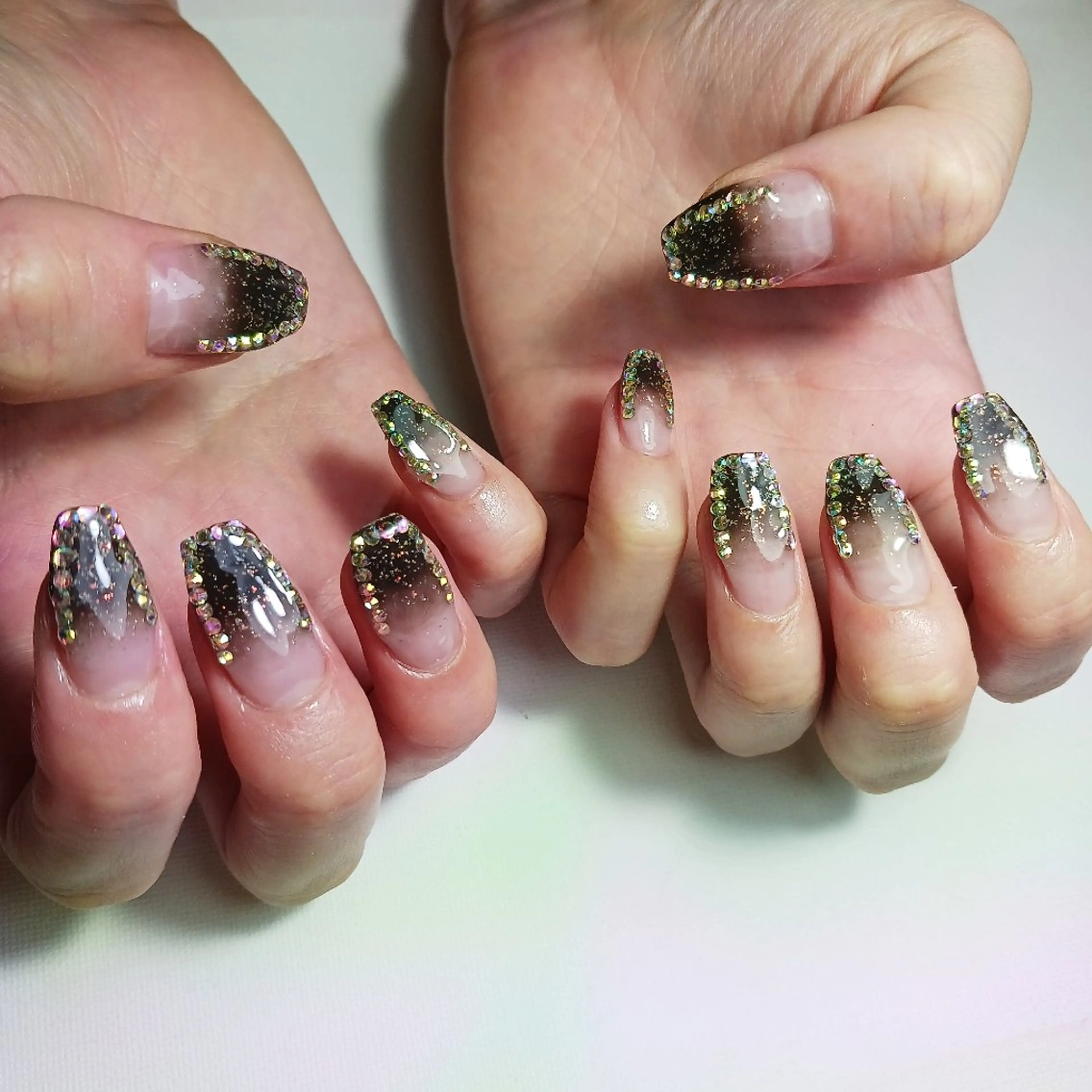 ネイル ジェルネイル グラデーション 持ち込み ショートネイル ストーンネイル ハンドネイル owlnail /持込みデザイン専門のネイルデザイン