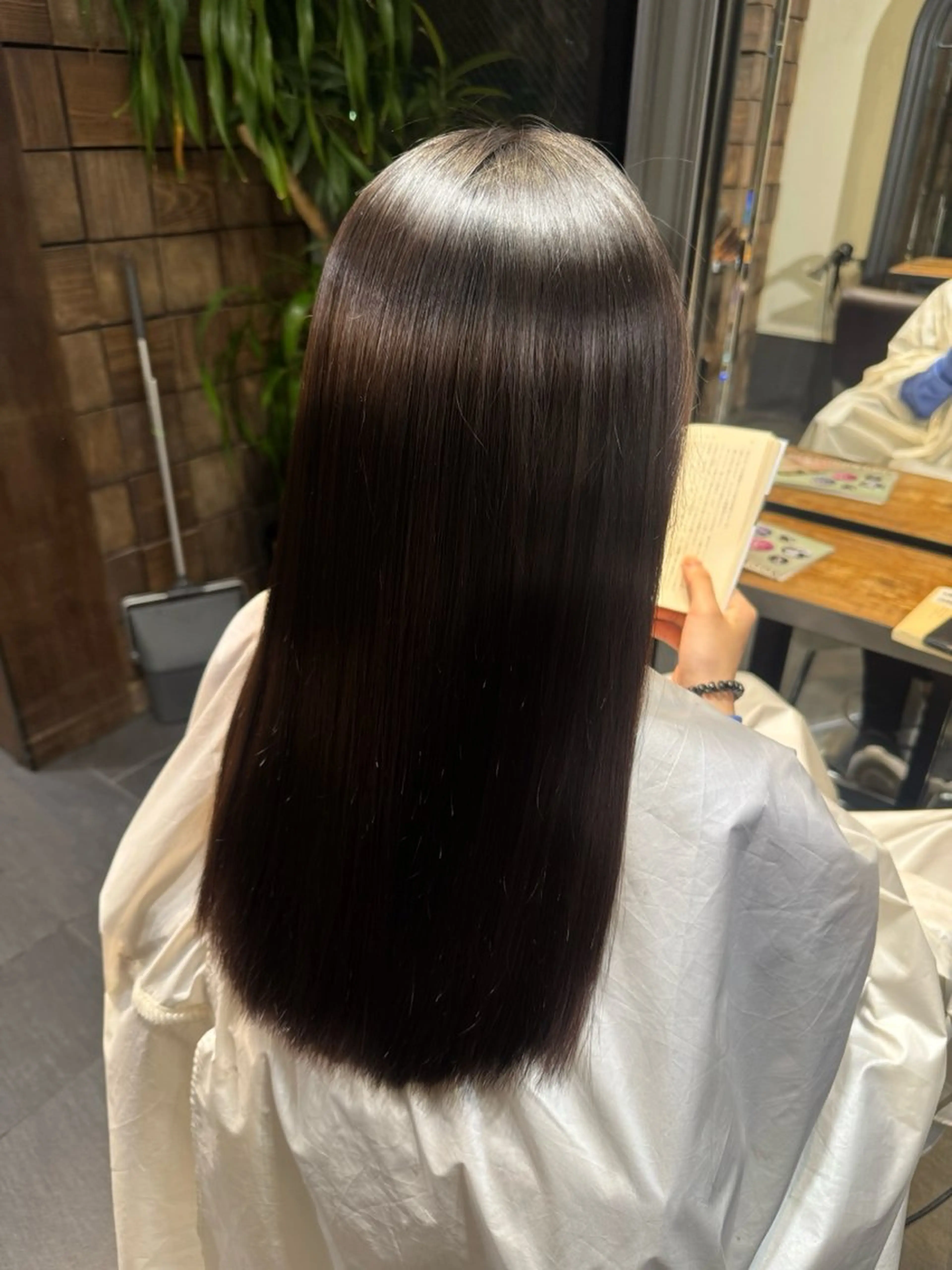 ロング 縮毛矯正 MINX/艶髪/ 髪質改善/岩城槙乃介のヘアスタイル