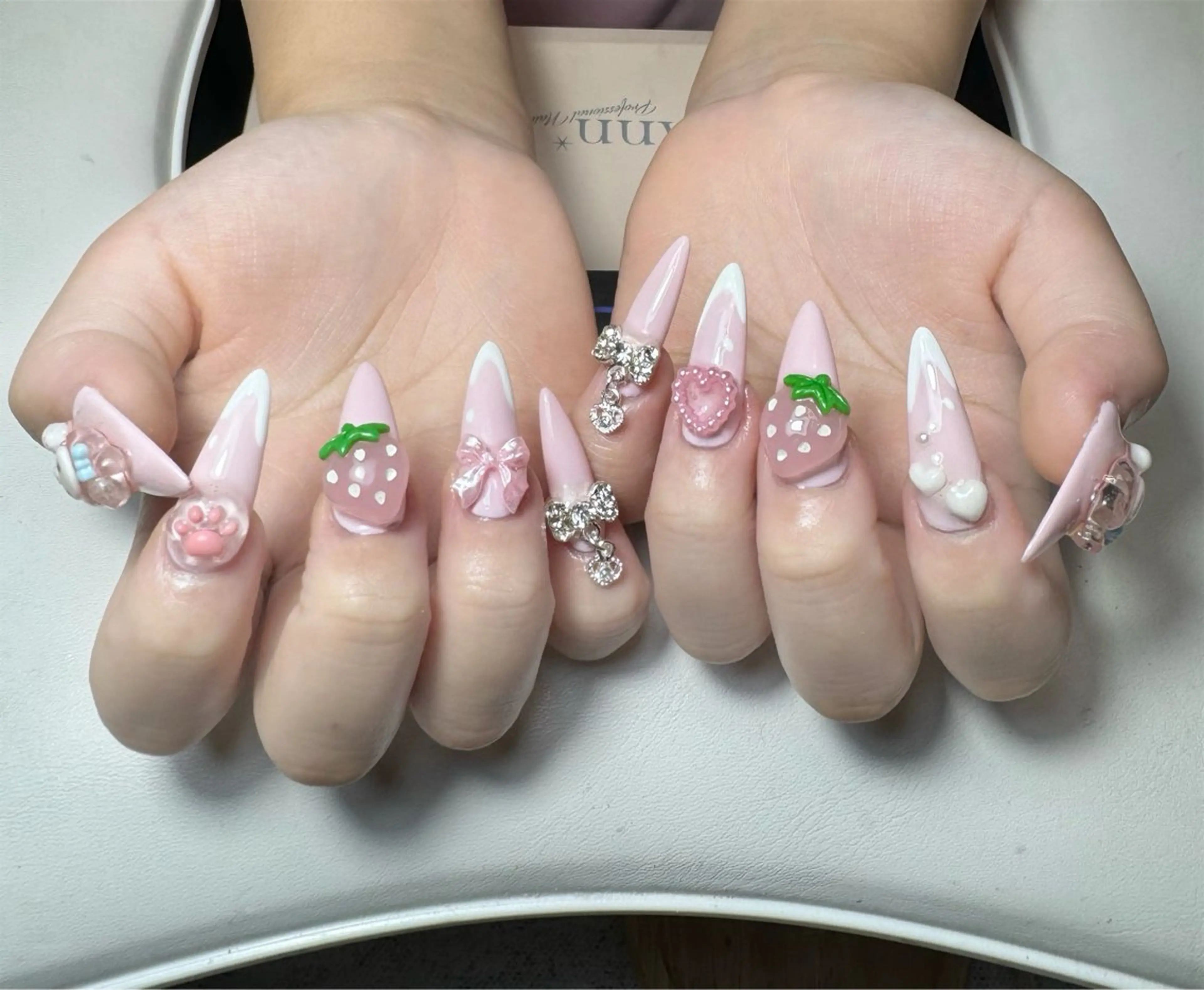 ネイル ain nailのネイルデザイン