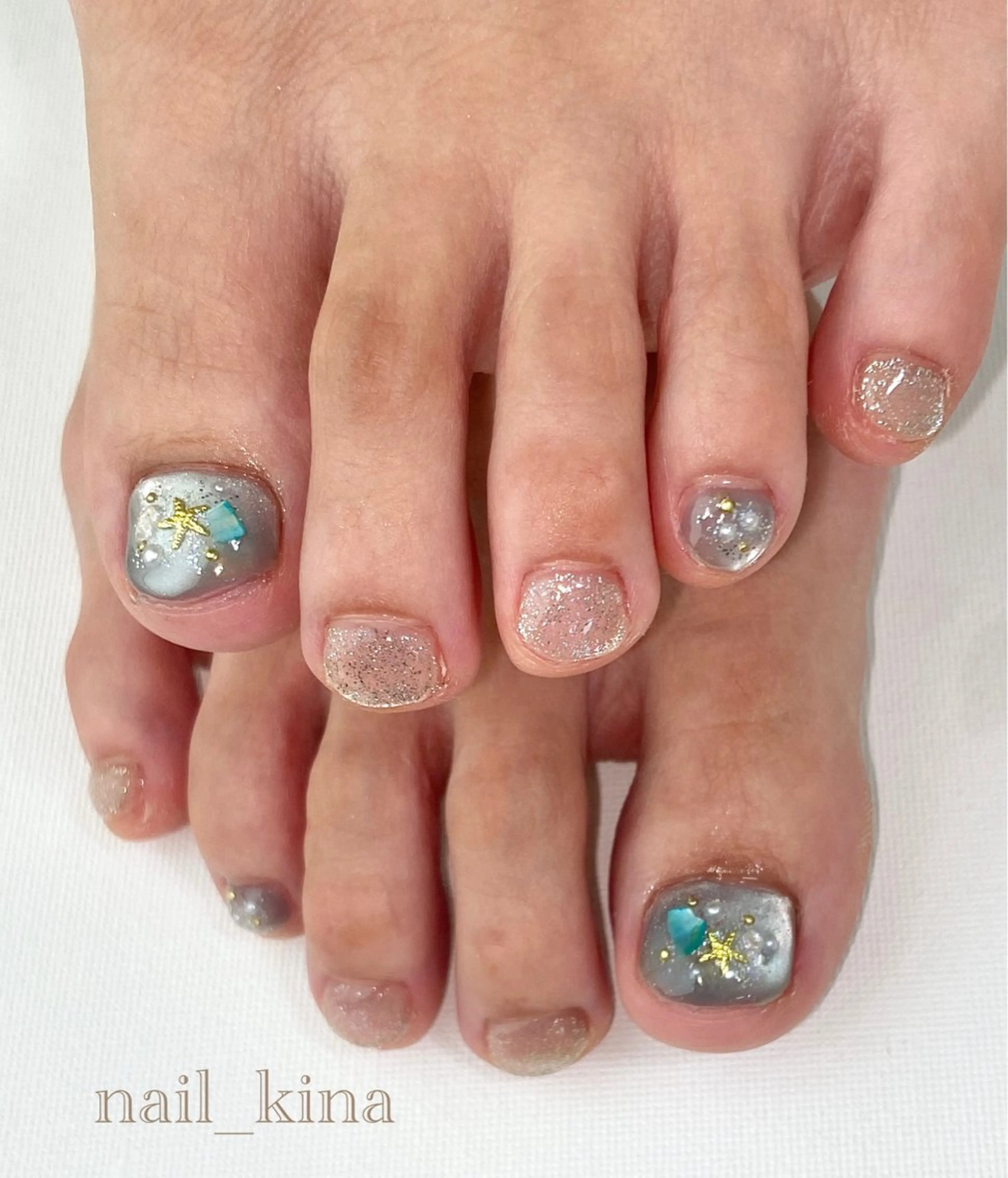 ネイル フットネイル 持ち込み 夏ネイル フットネイル nail_ kinaのネイルデザイン