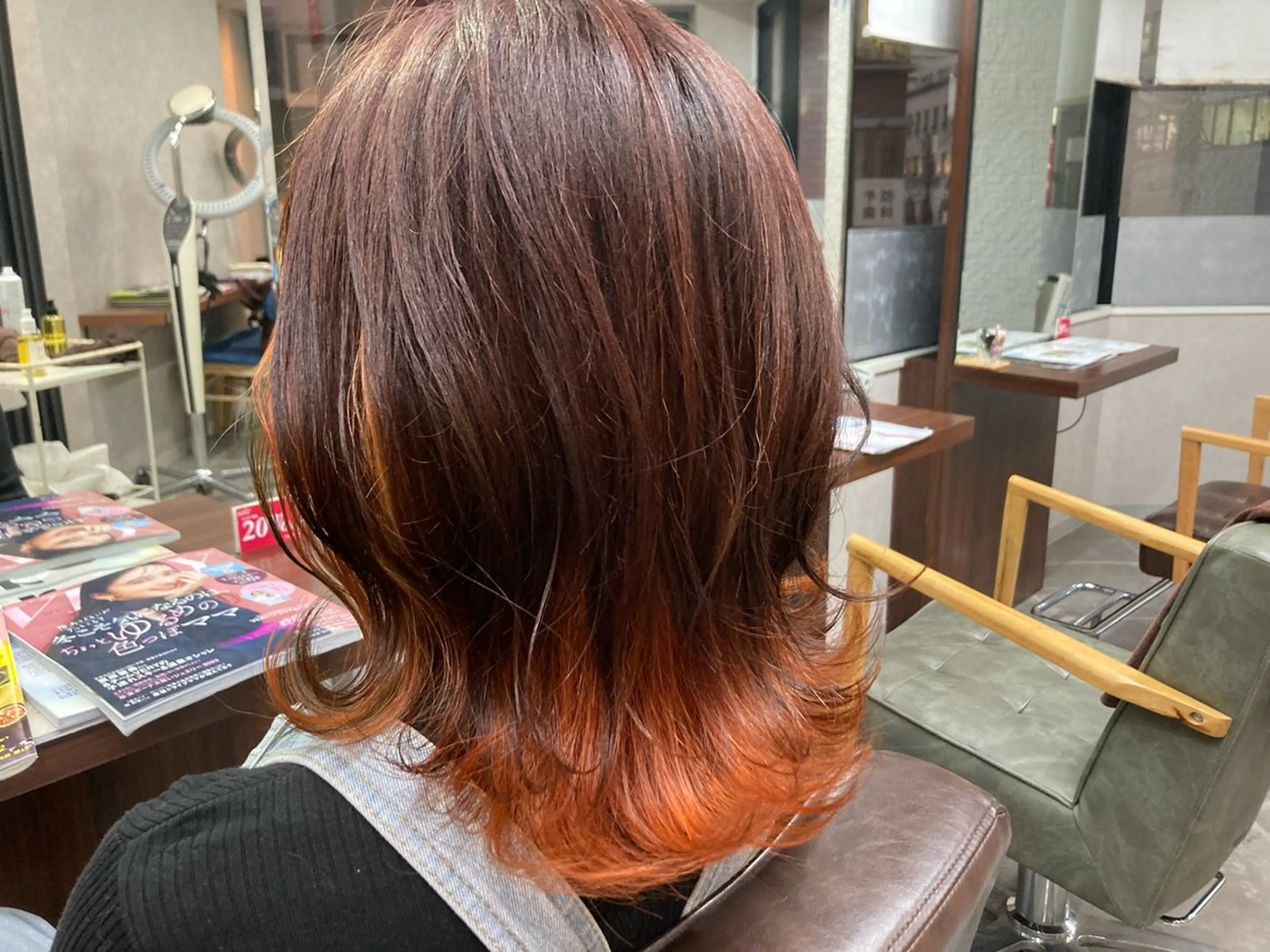 セミロング カラー 大澤 美樹 💇‍♀️店長のヘアスタイル