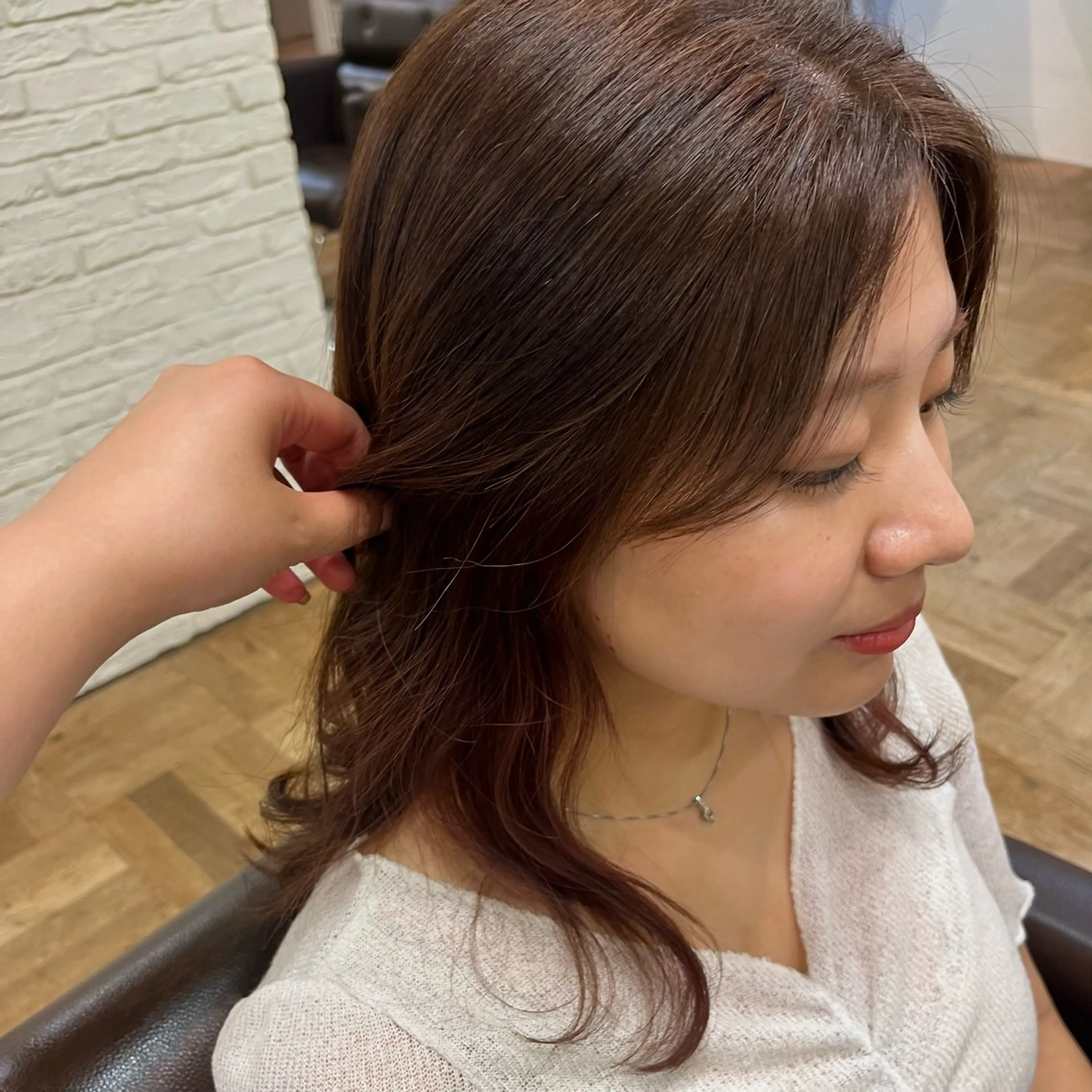 ミディアム 柴原 佑果のヘアスタイル