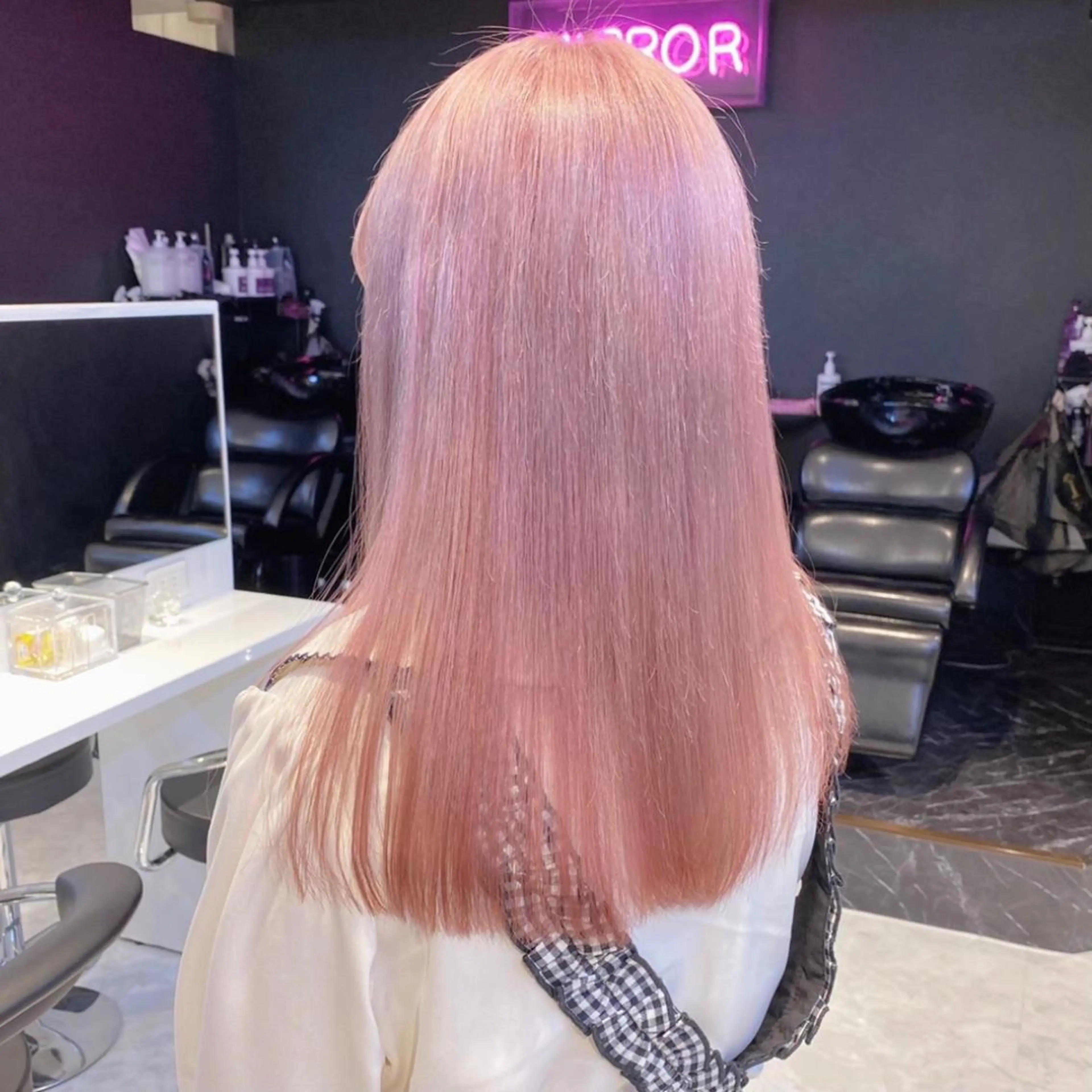 セミロング カラー ヘアアレンジ メンズ キッズ ヘアカラー トリートメント ヘアセット お悩み解決美容師 💐AMIのヘアスタイル