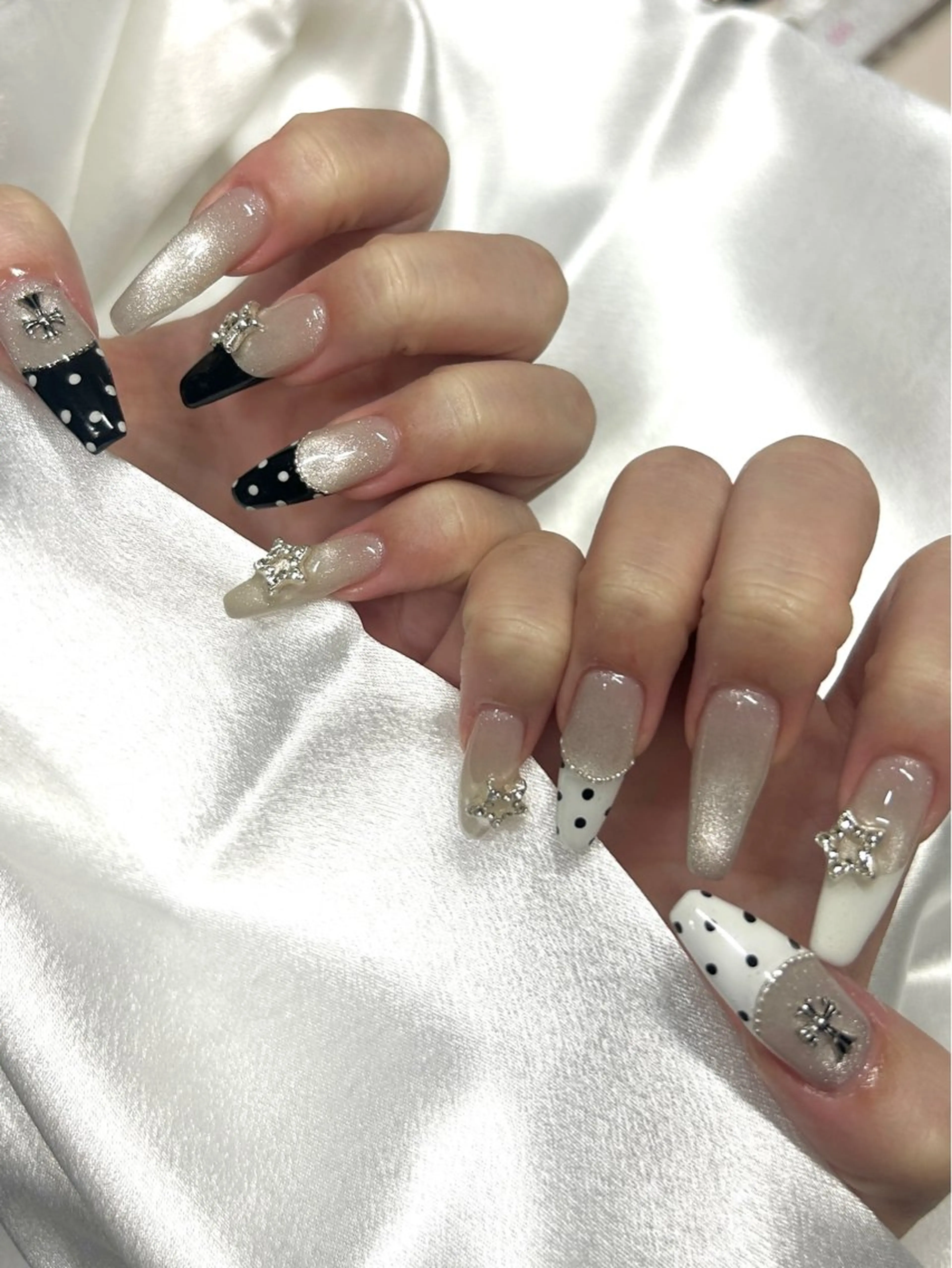 ネイル オフィスネイル シンプルネイル ハンドネイル nail salon coco no ne所属・coco no ne KANNAのネイルデザイン