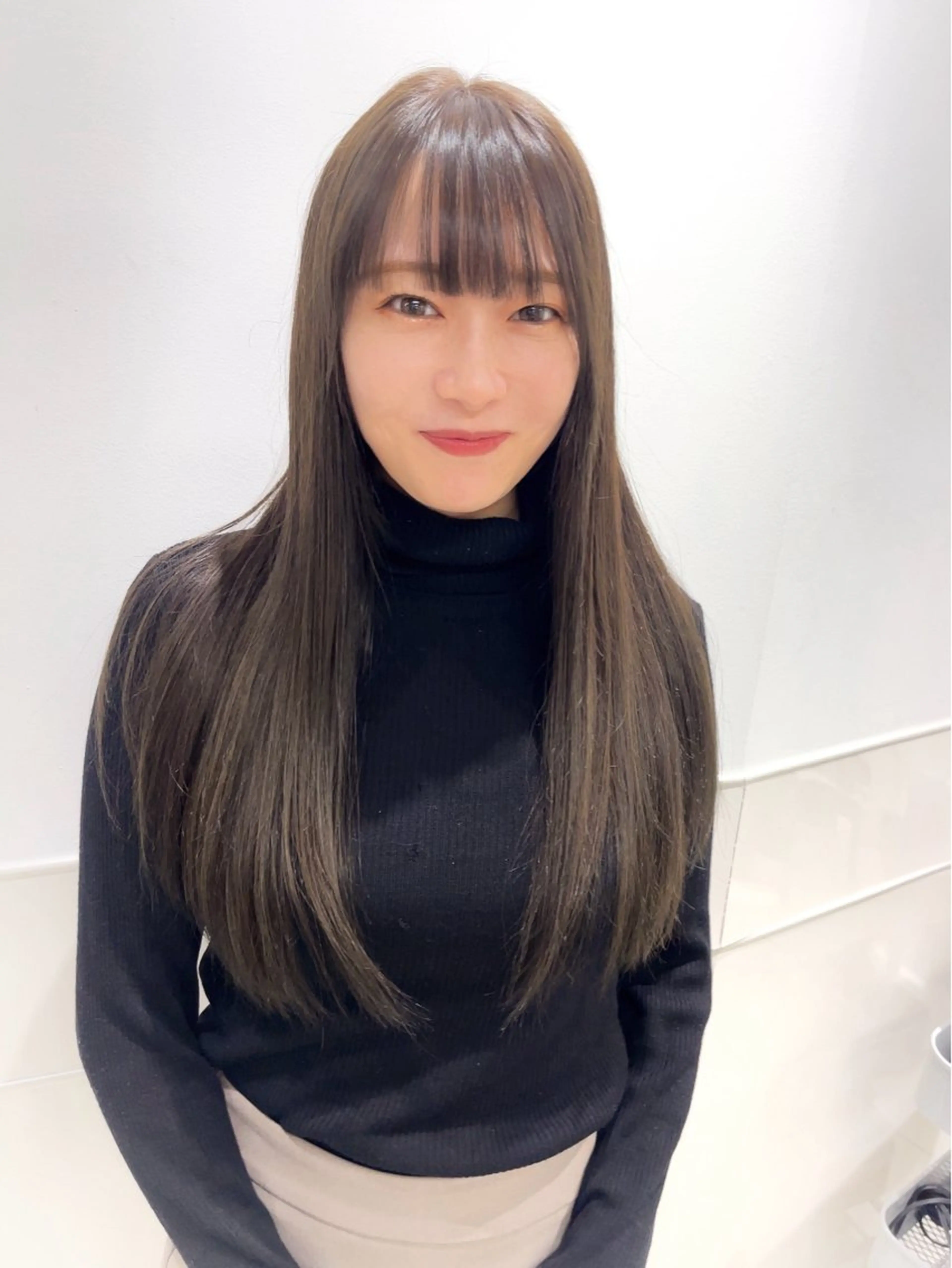 セミロング カラー オリーブカラー りおな/エクステ /ミルクティーカラーのヘアスタイル