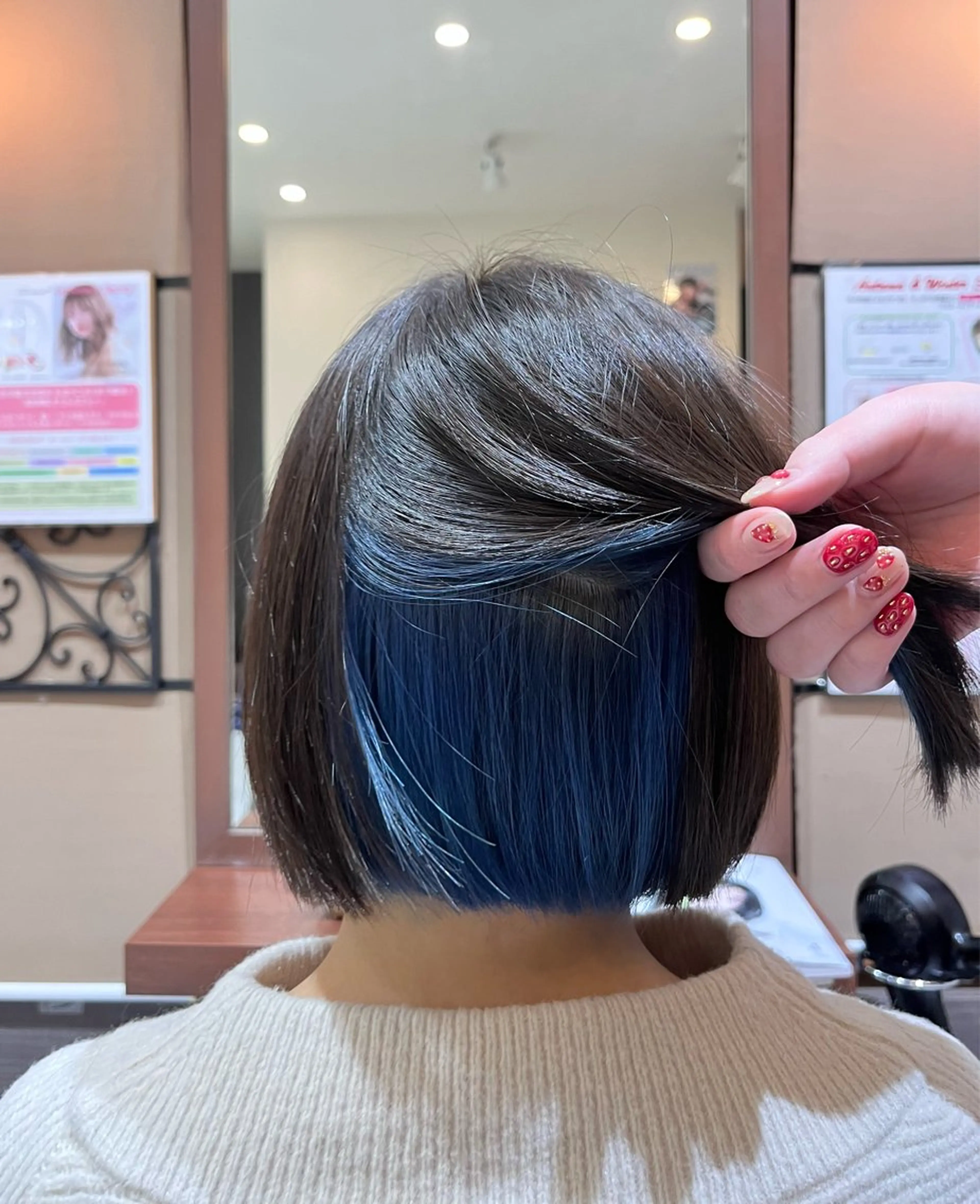 ショート カラー アクアカラー ブリーチ ブルーカラー ケアブリーチ インナーカラー ヘアカラー トリートメント 小野 友暉のヘアスタイル