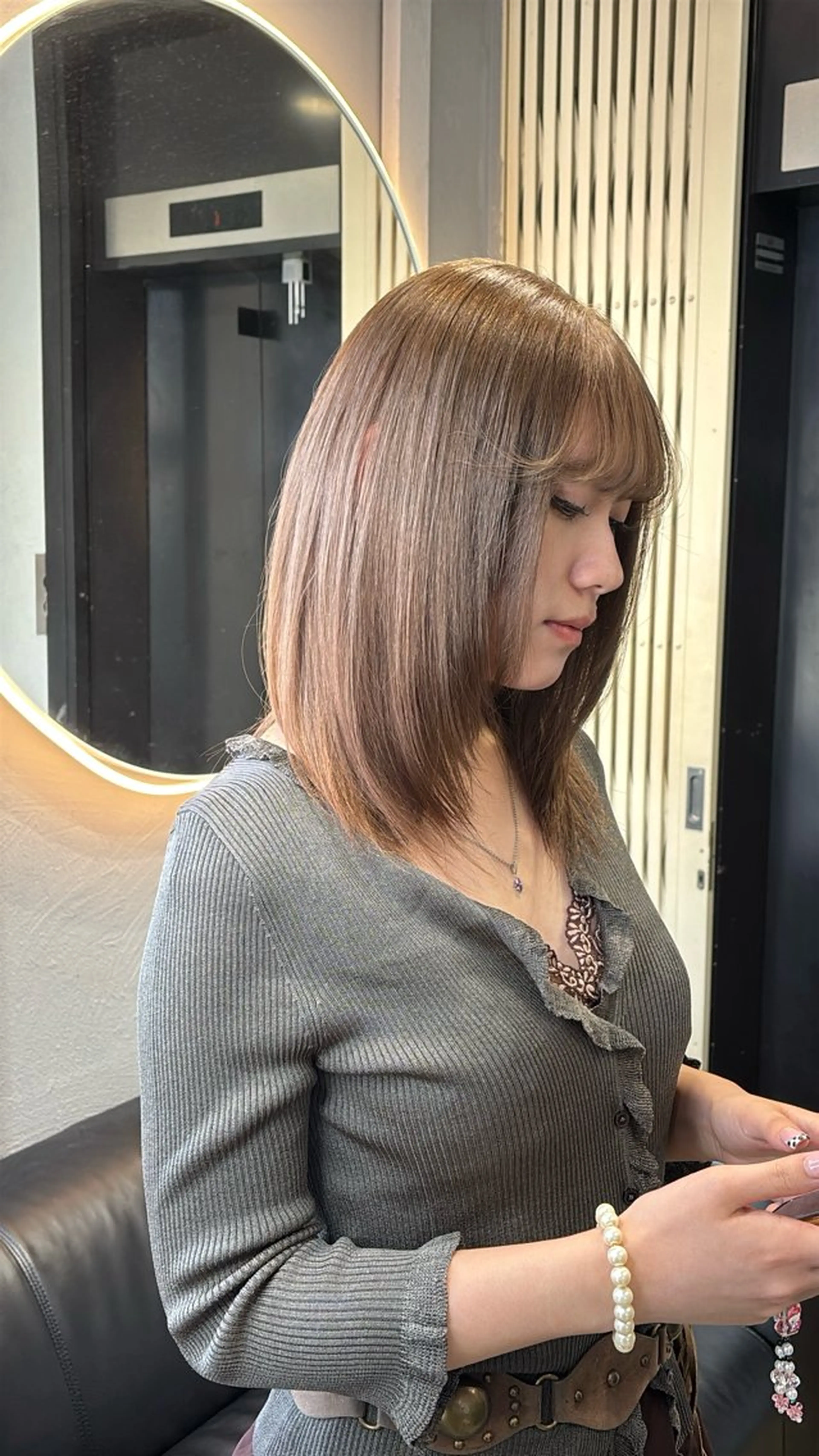セミロング ヘアカラー トリートメント ヘッドスパ ヘアセット 韓国ヘア/ブリーチ無 しWカラー/オリーブのヘアスタイル