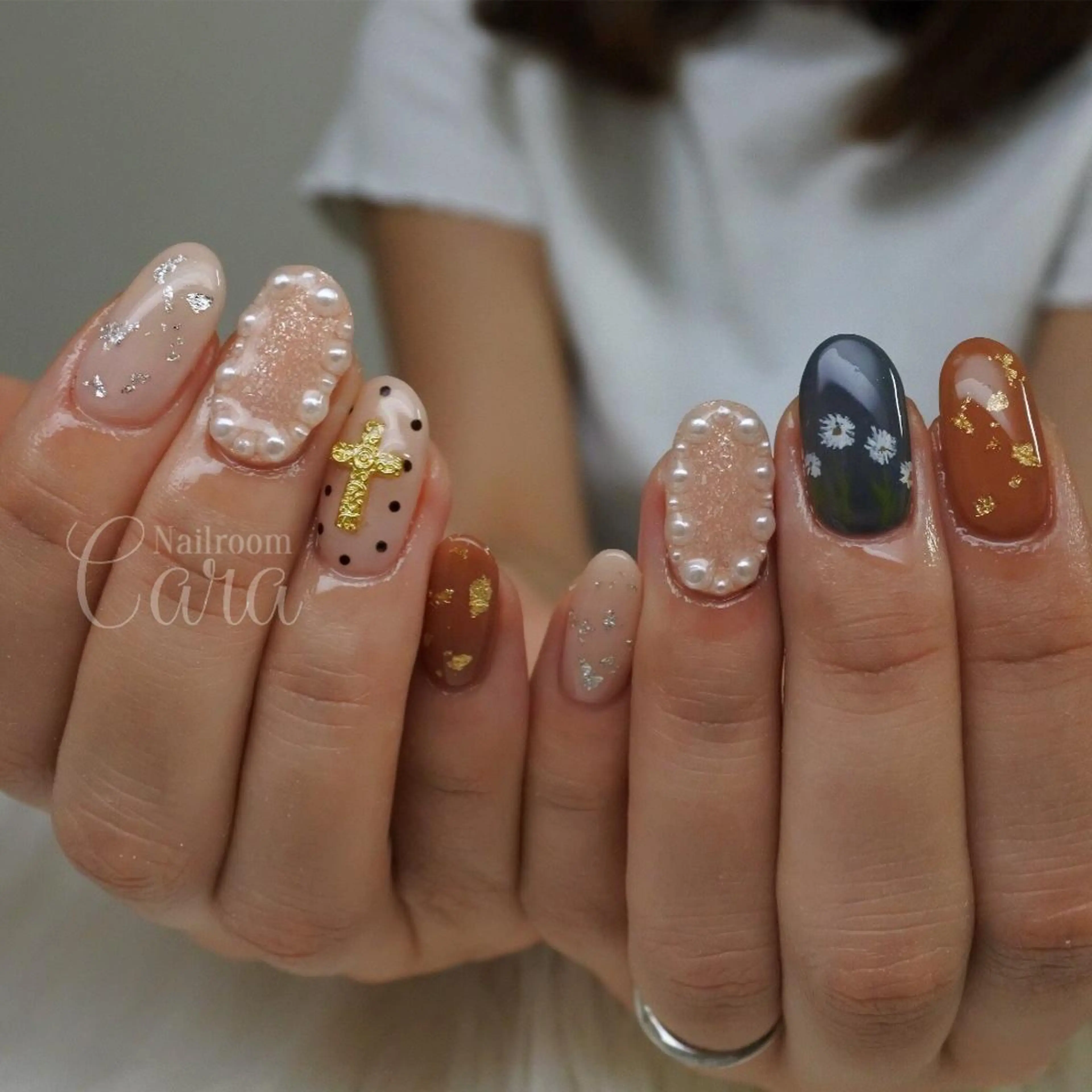 ネイル ハンドネイル instinkt_ Mio Mizunoのネイルデザイン