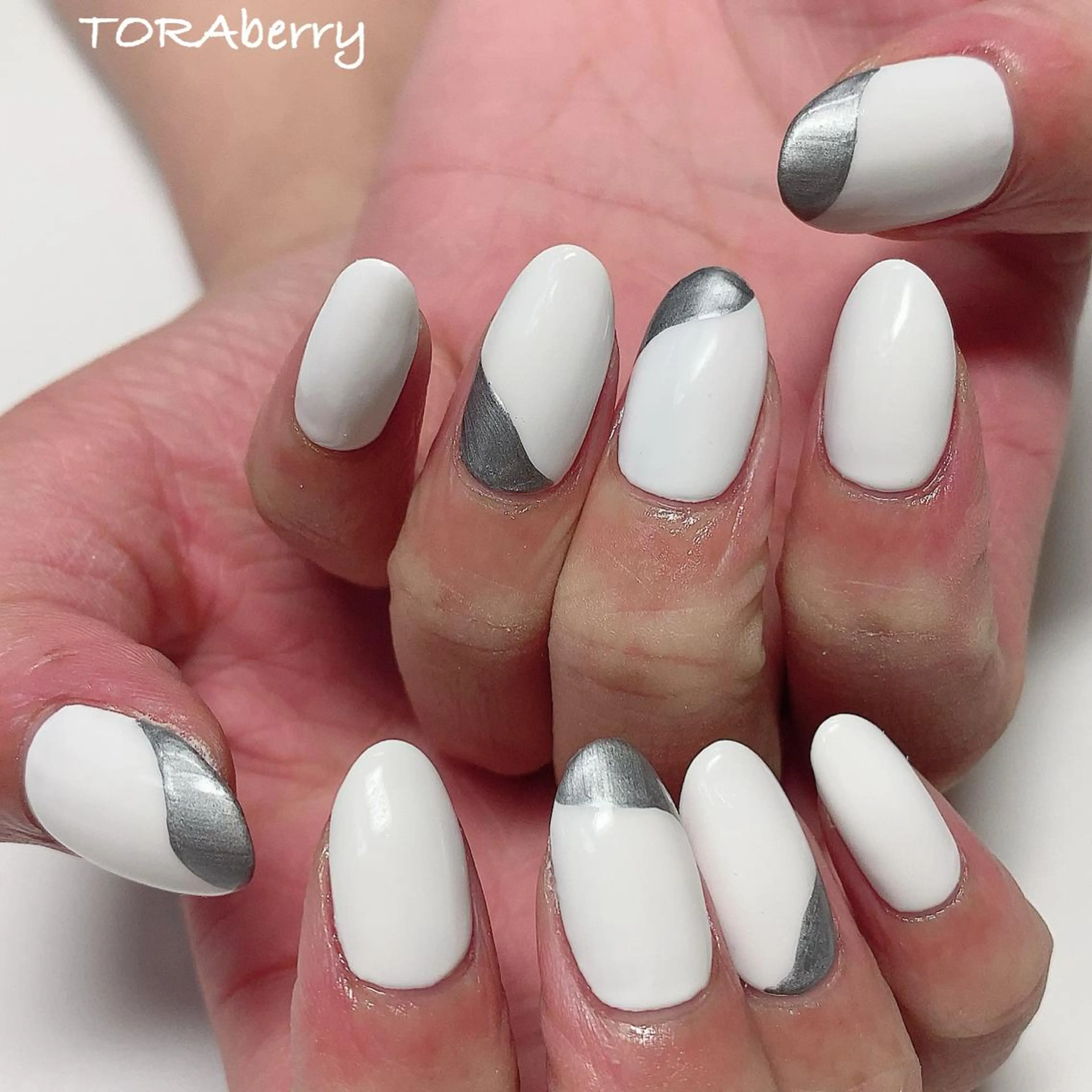 ネイル ハンドネイル ネイリスト なつみのネイルデザイン