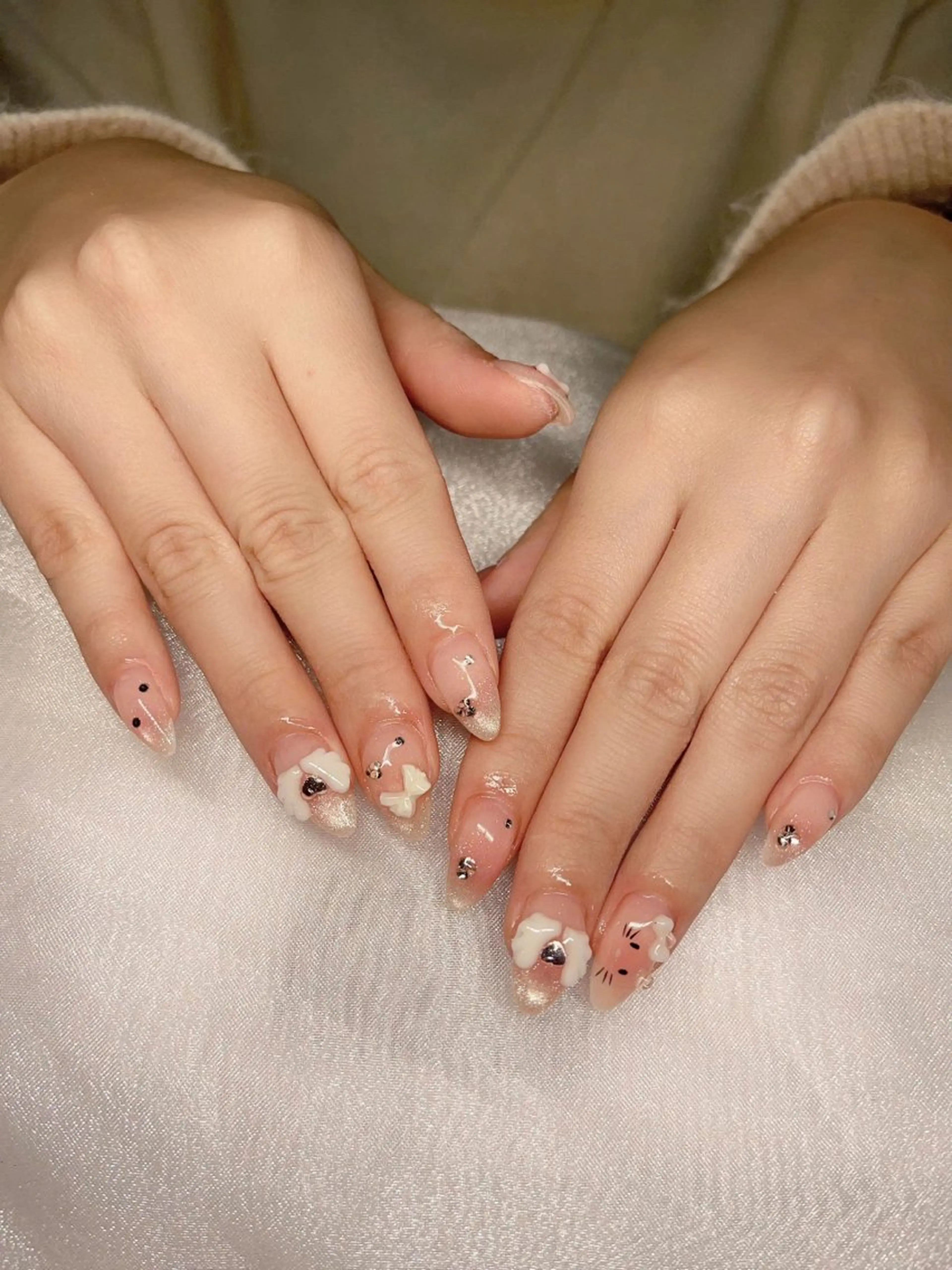ネイル ボルドー チークネイル 成人式 フレンチネイル グラデーション ハンドネイル LynaOtsuka Nailのネイルデザイン