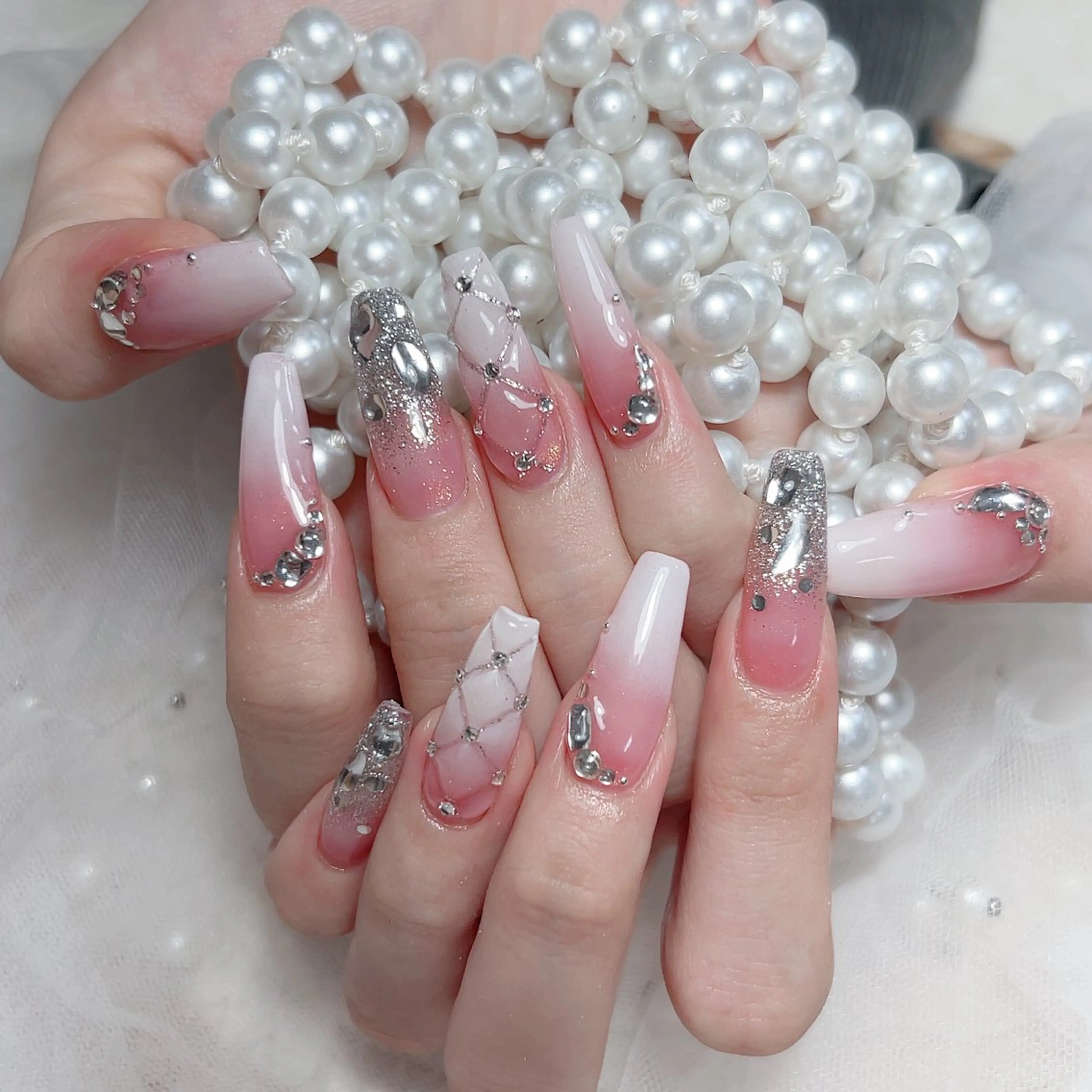 ネイル M🌷nail 長さだし専門店のネイルデザイン
