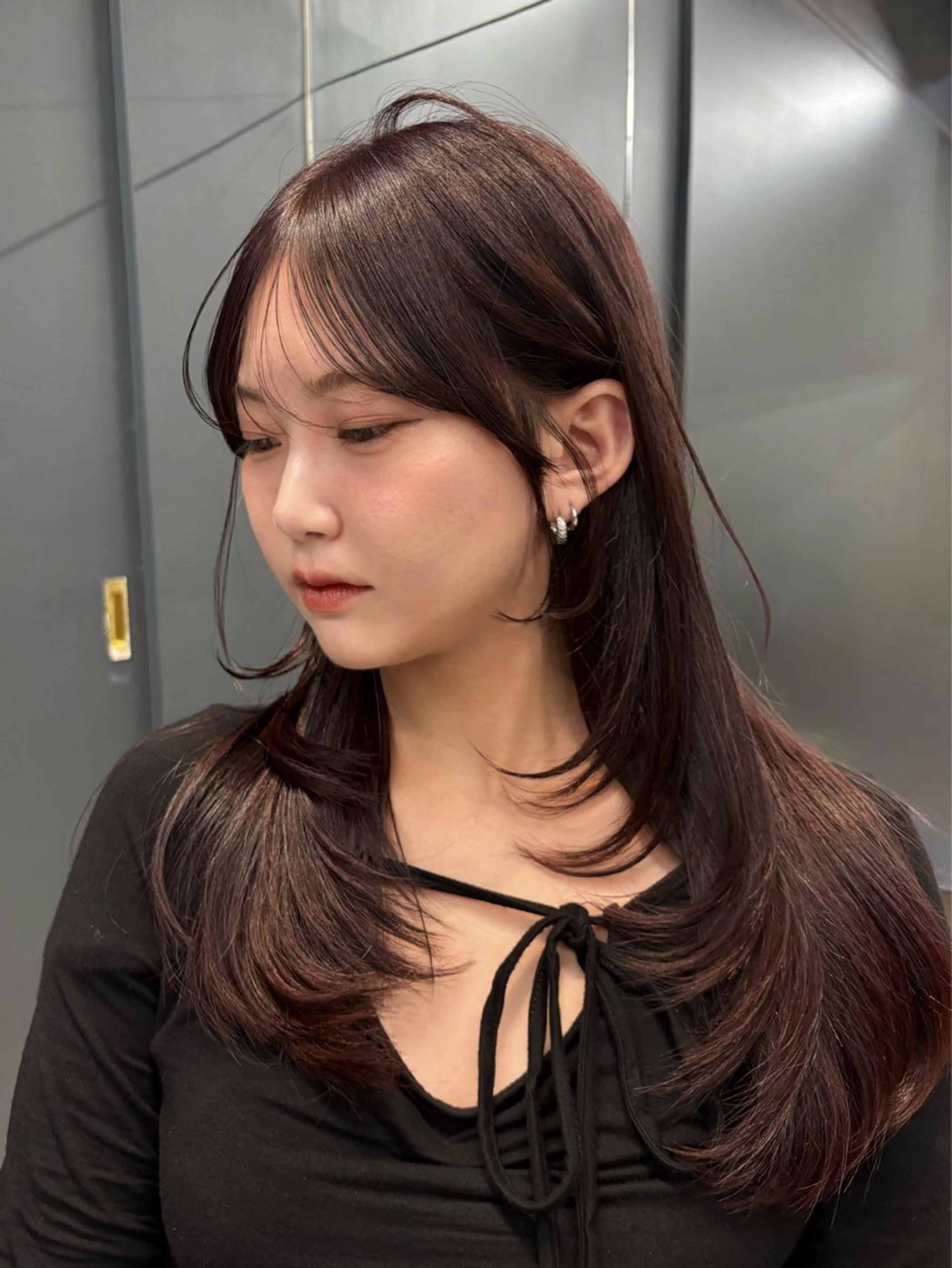 セミロング カラー レイヤーカット カット ヘアカラー トリートメント 細井 友貴のヘアスタイル