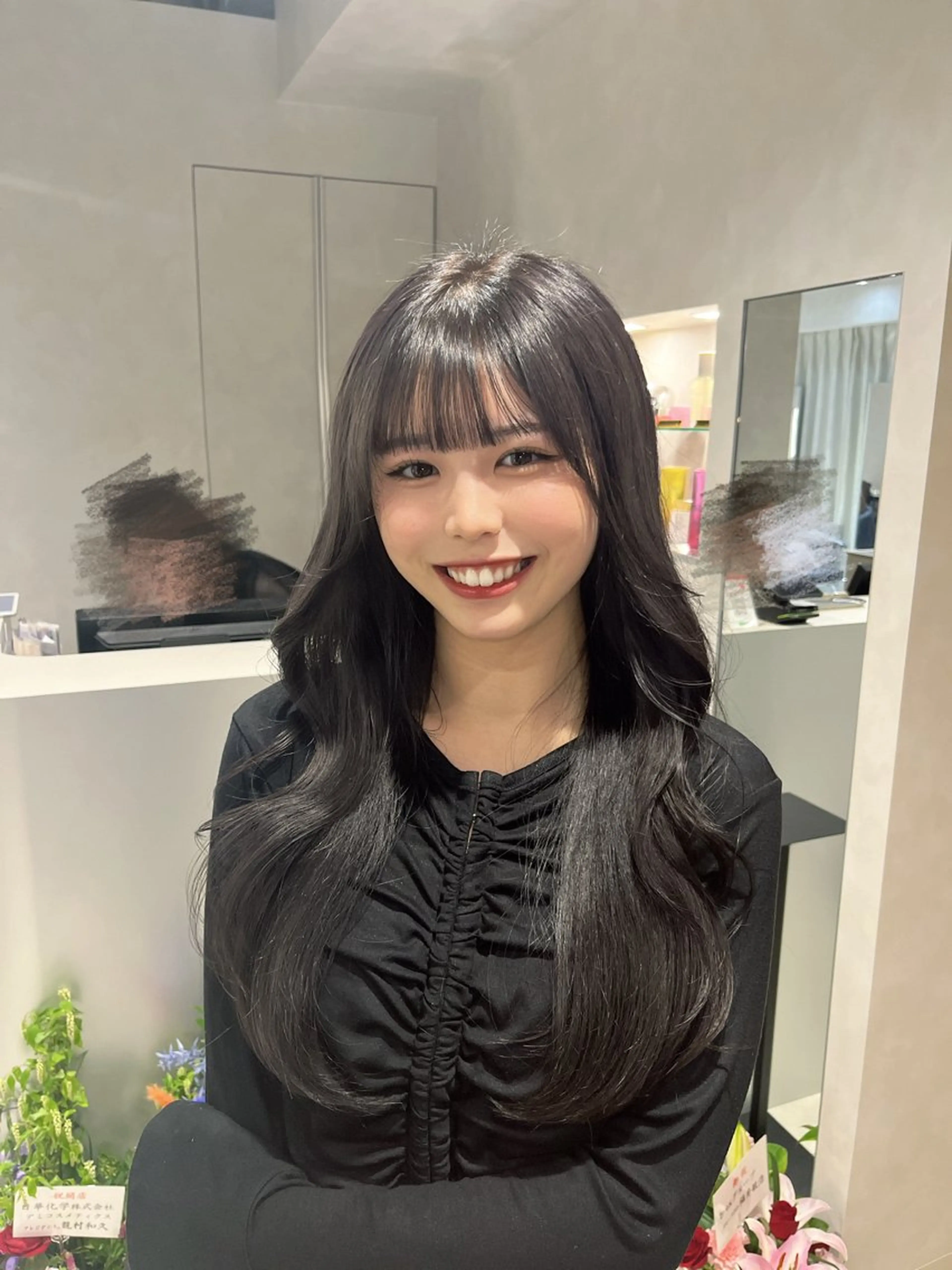 ロング くびれヘア ワンホンヘア MITSUKI🤍 モテ髪×韓国レイヤーのヘアスタイル