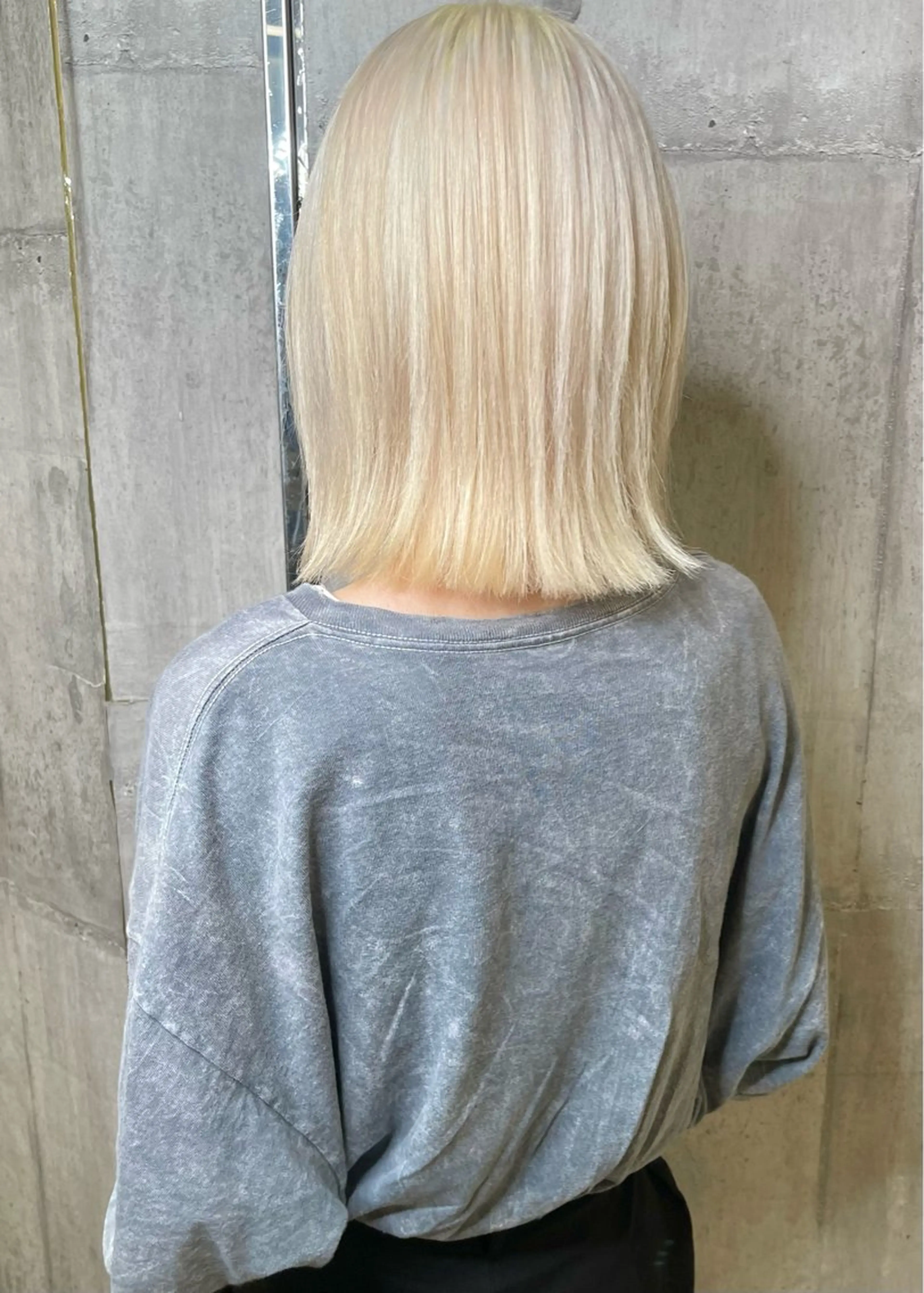 ミディアム カラー ブリーチ カット ヘアカラー トリートメント 髪質改善ｶﾗｰ ｹｱﾌﾞﾘｰﾁ/ﾀﾑのヘアスタイル