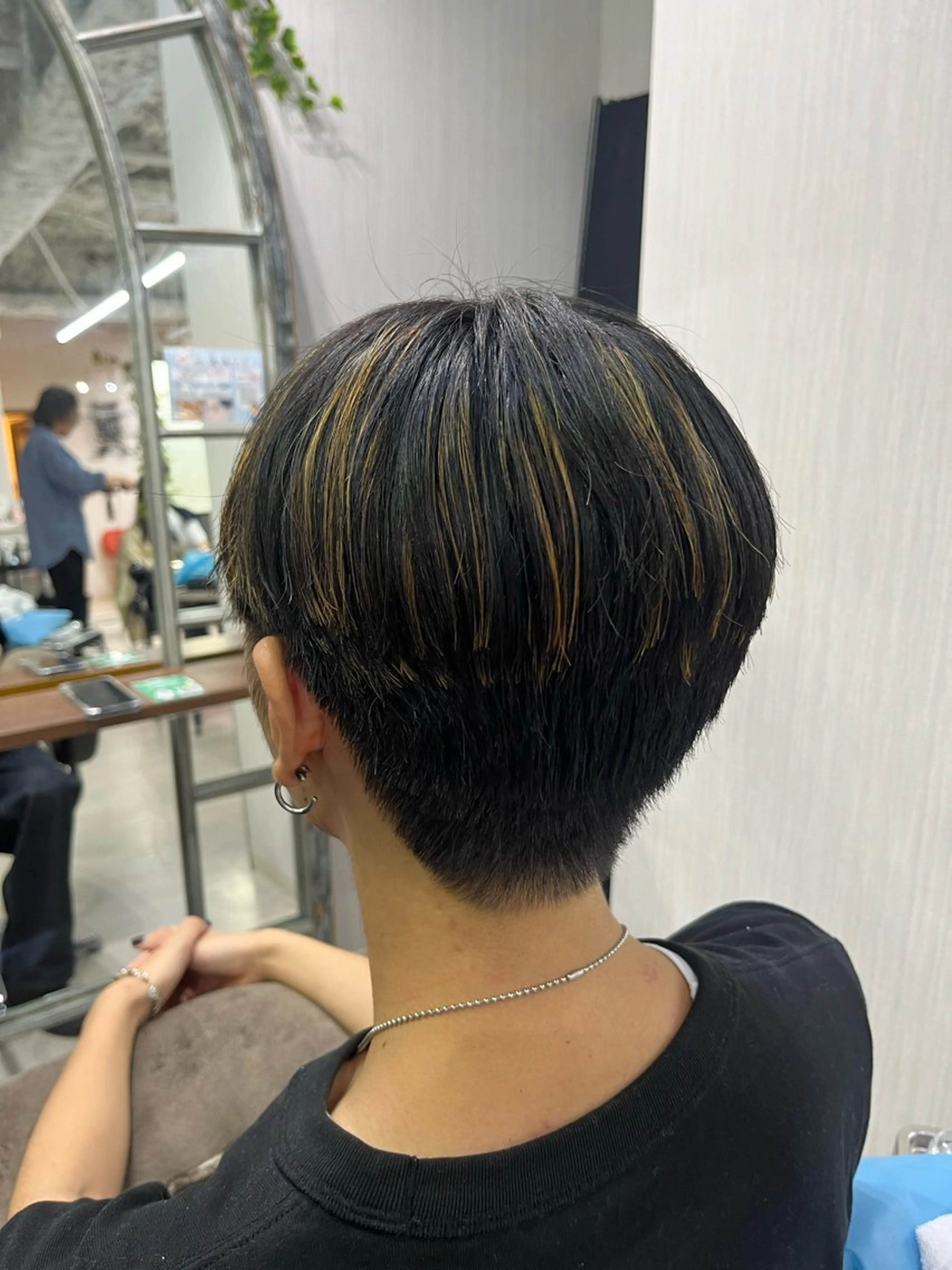 メンズ 🌼ブリーチ特化 カラー職人こまち🌼のヘアスタイル
