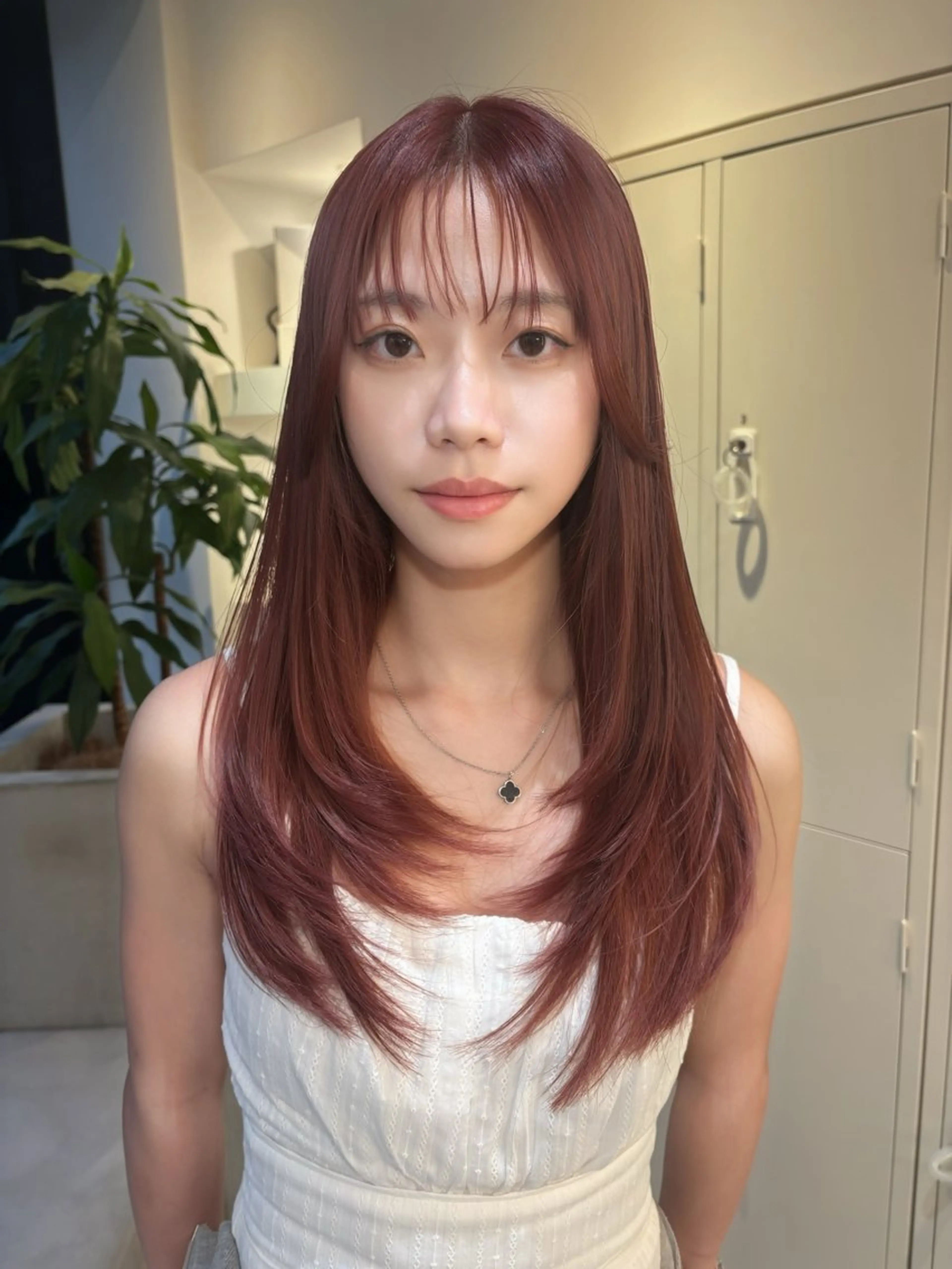 ロング イエローカラー レイヤーカット カット ヘアカラー トリートメント 🍀祥吾🍀レイヤー 艶髪❣️髪質改善❤️のヘアスタイル