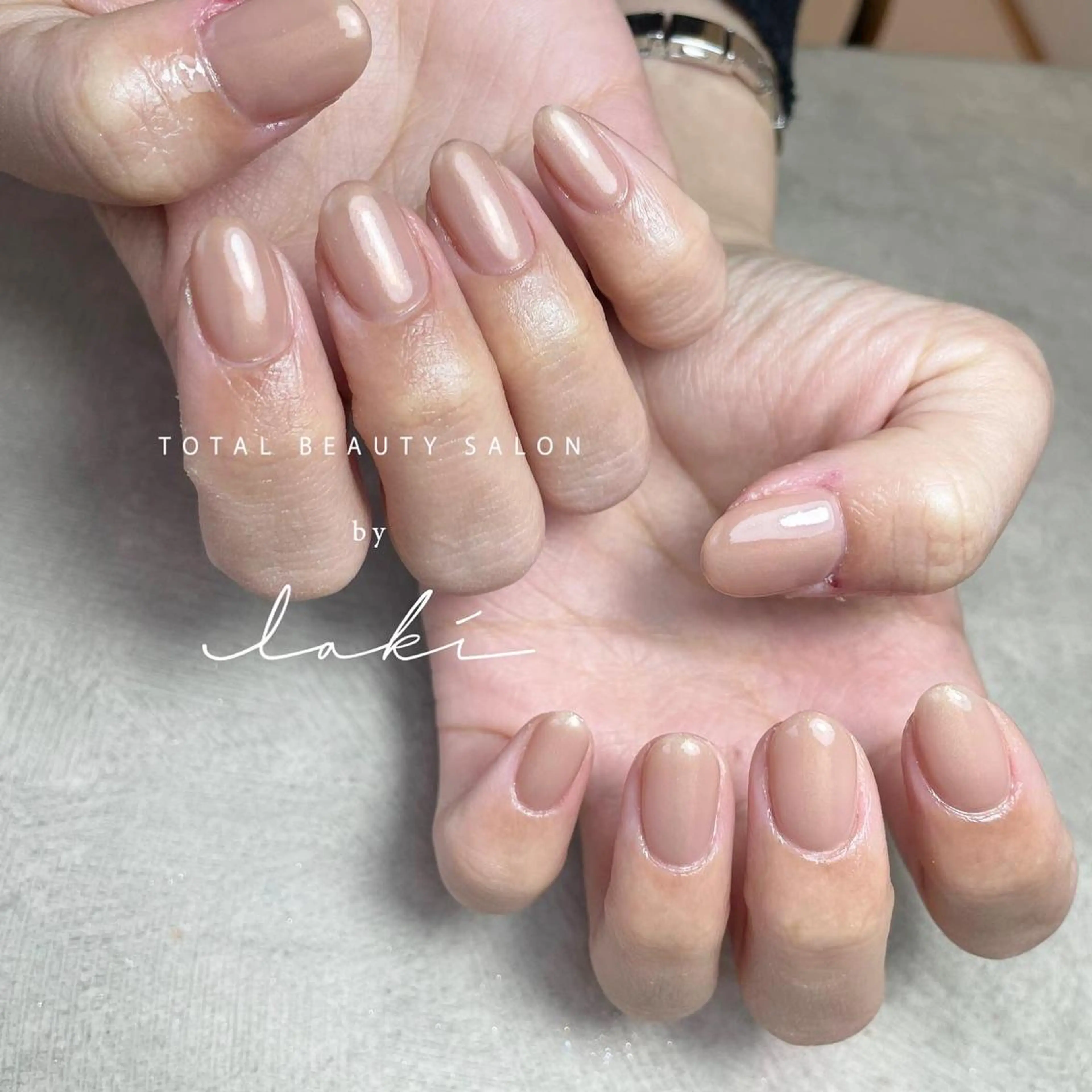 ネイル オフィスネイル ワンカラーネイル シンプルネイル ハンドネイル by lakiのネイルデザイン