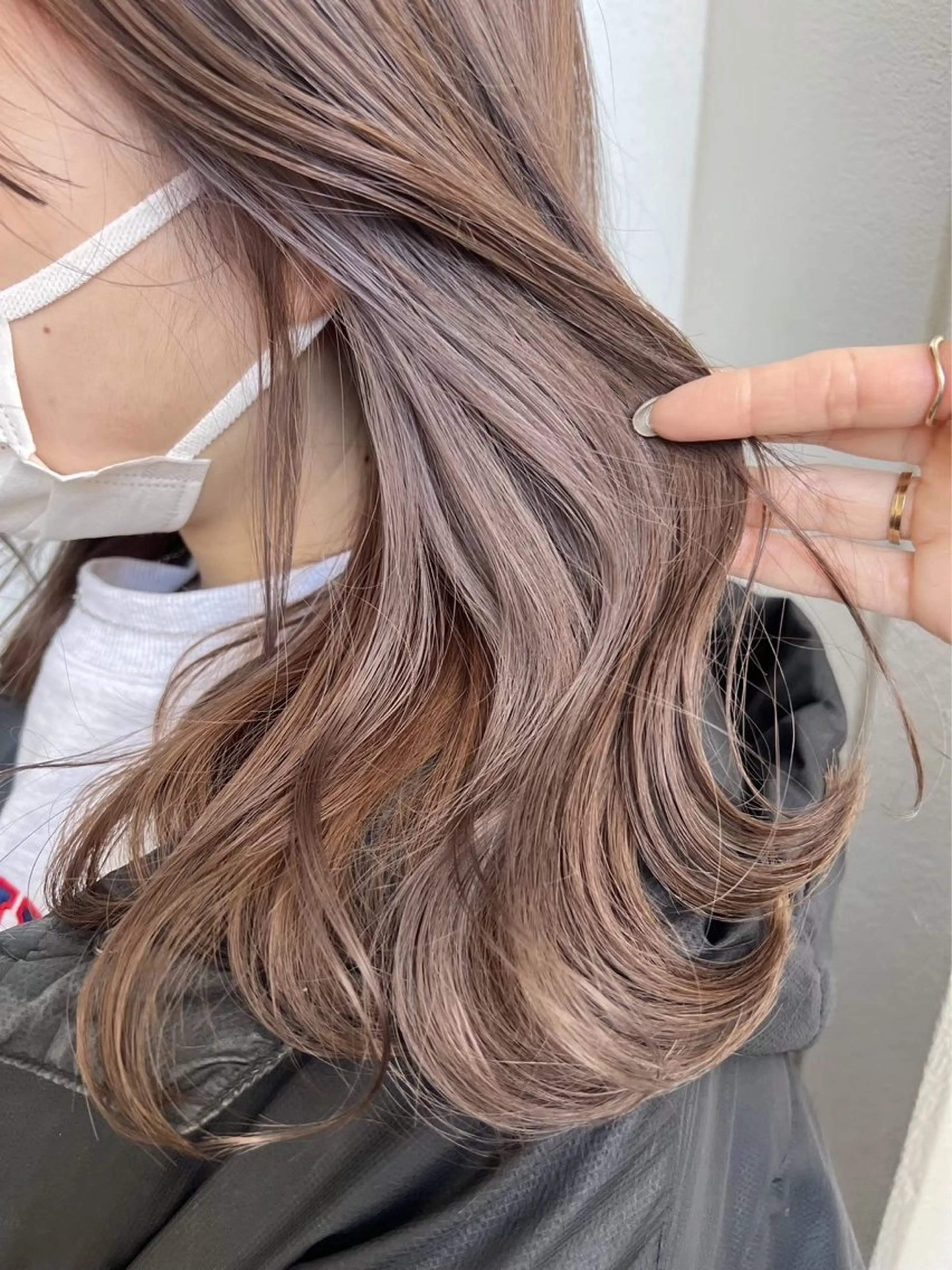 ロング ブリーチなしW カラー✳︎ayaneのヘアスタイル