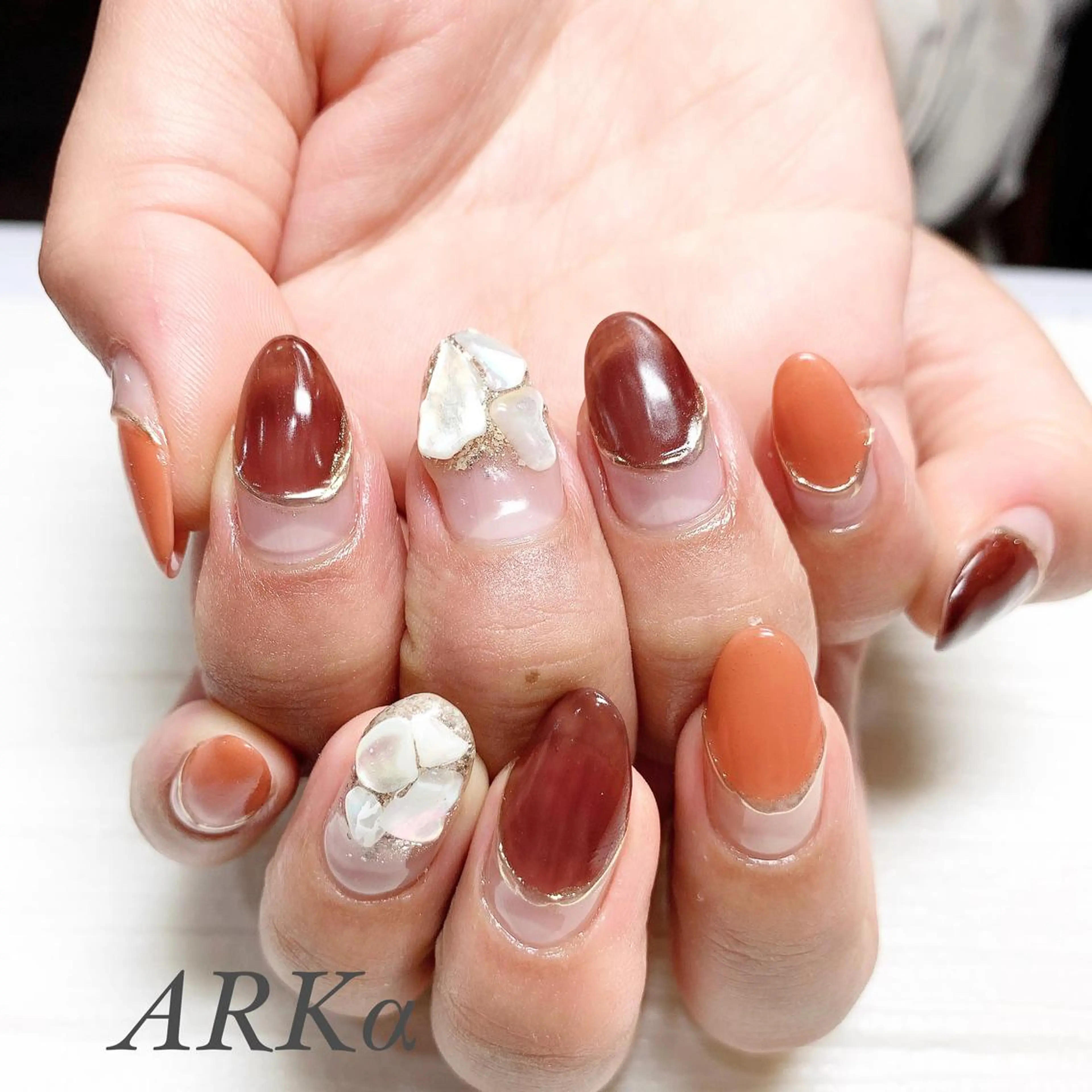 ネイル ミラーネイル ハンドネイル Nailsalon ARKαのネイルデザイン