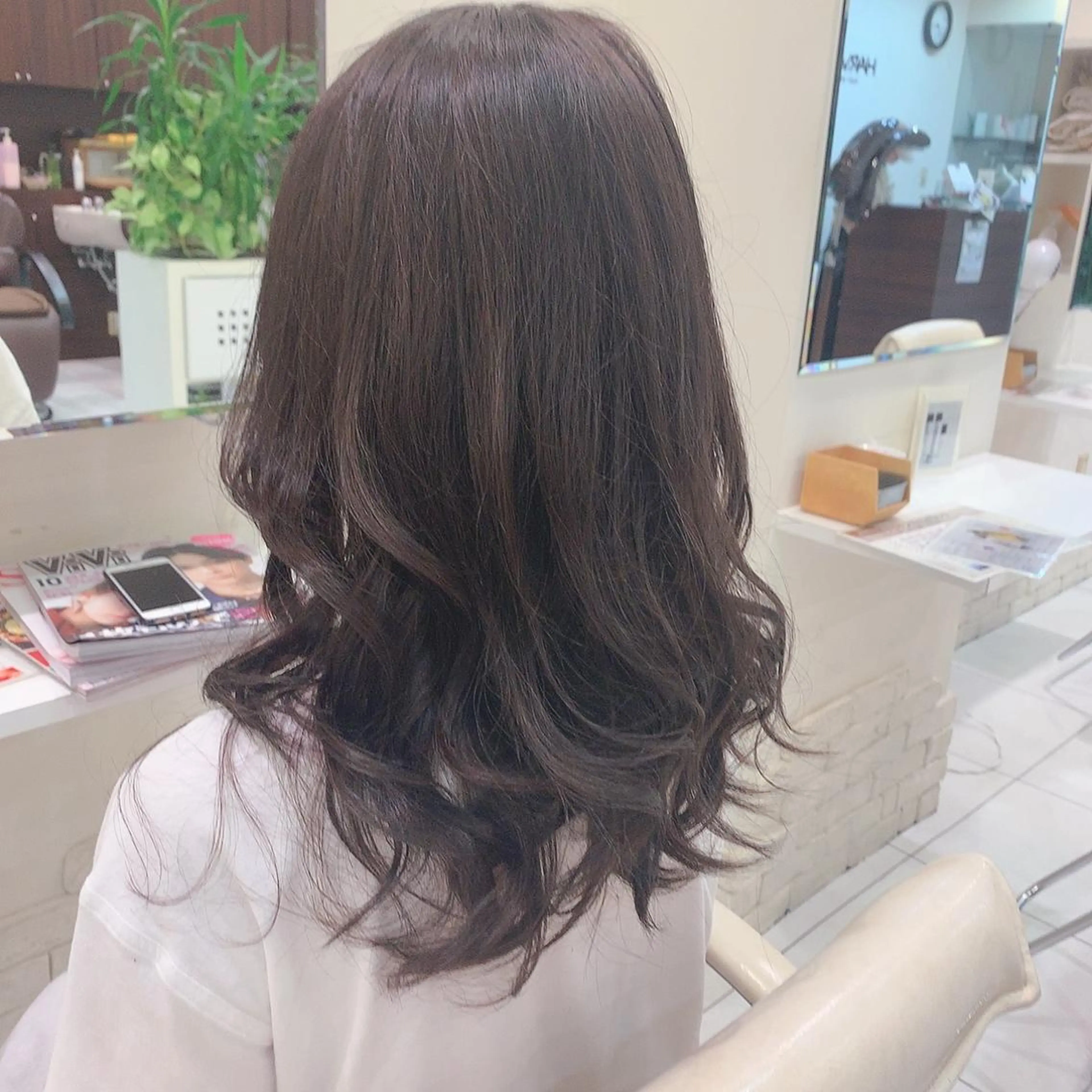 セミロング カラー ブルーカラー ブルージュ レイヤーカット ローレイヤー stRobe所属・Takahiro Katoのその他イメージ