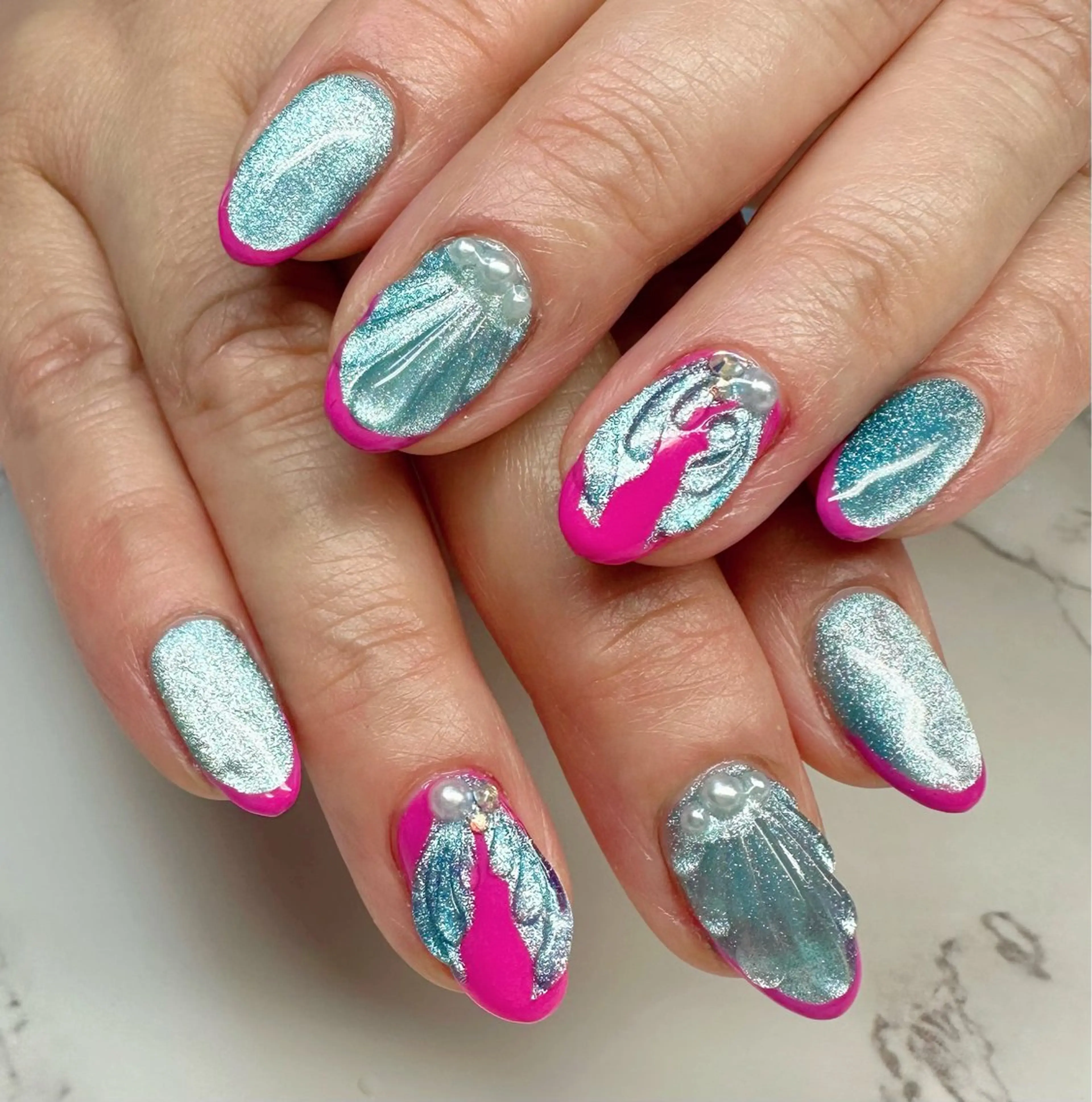 ネイル オーロラネイル フレンチネイル マグネットネイル ニュアンスネイル ワンカラーネイル M.N_ nailのネイルデザイン