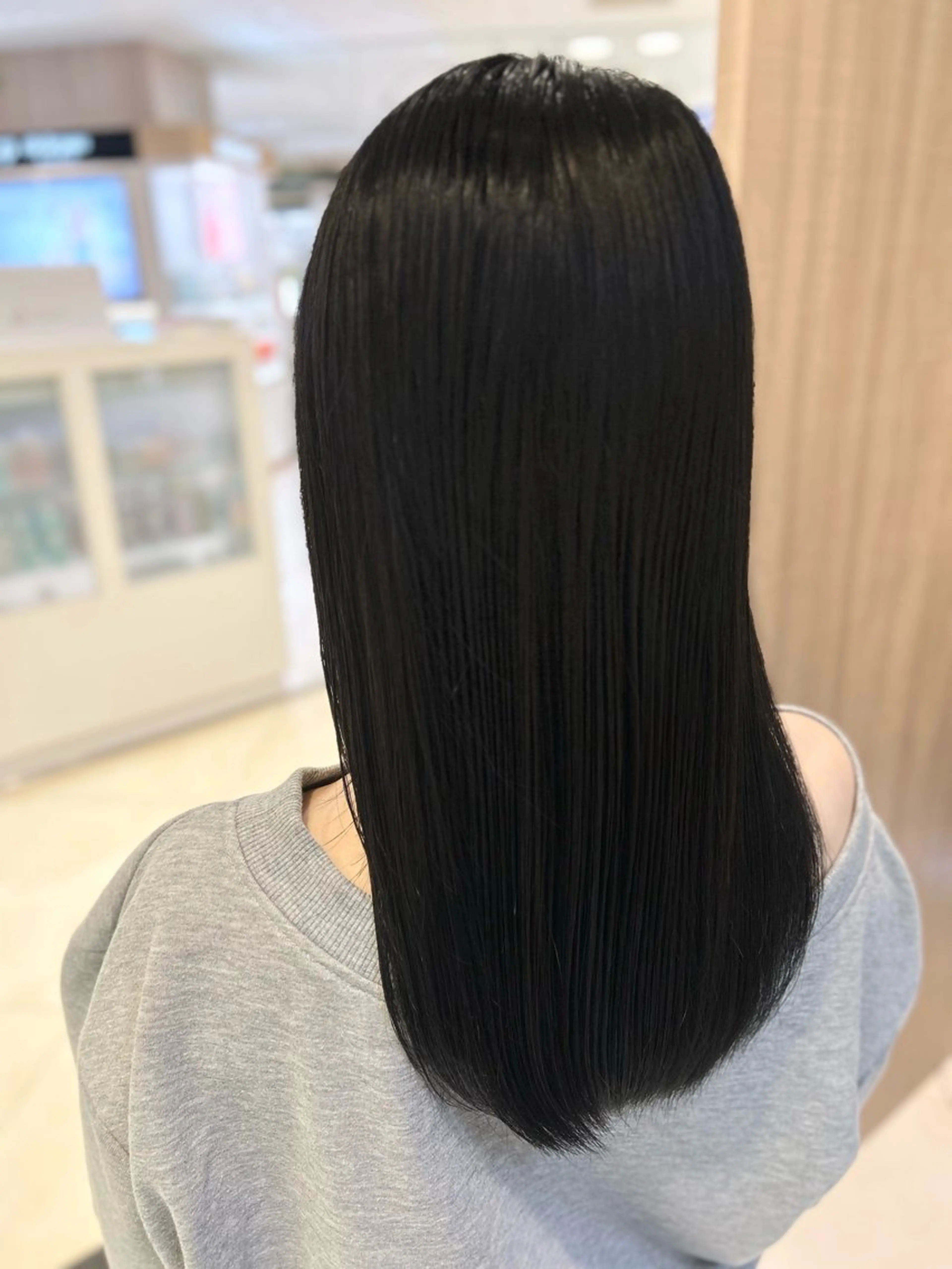 セミロング カット トリートメント 艶質改善/縮毛矯正 ササキナツミのヘアスタイル