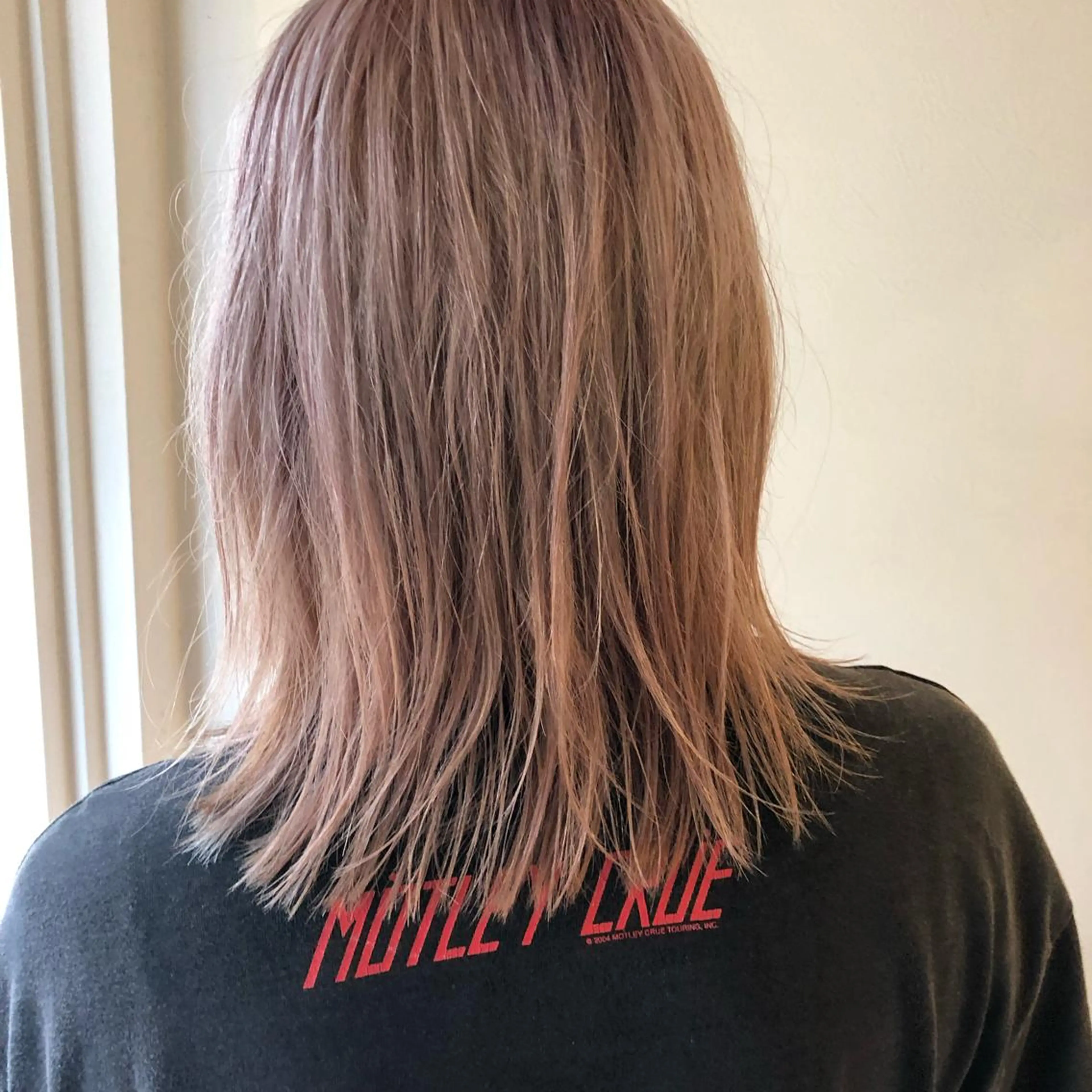ミディアム カラー ブリーチ yuki hair所属・yuki watanabeのヘアスタイル