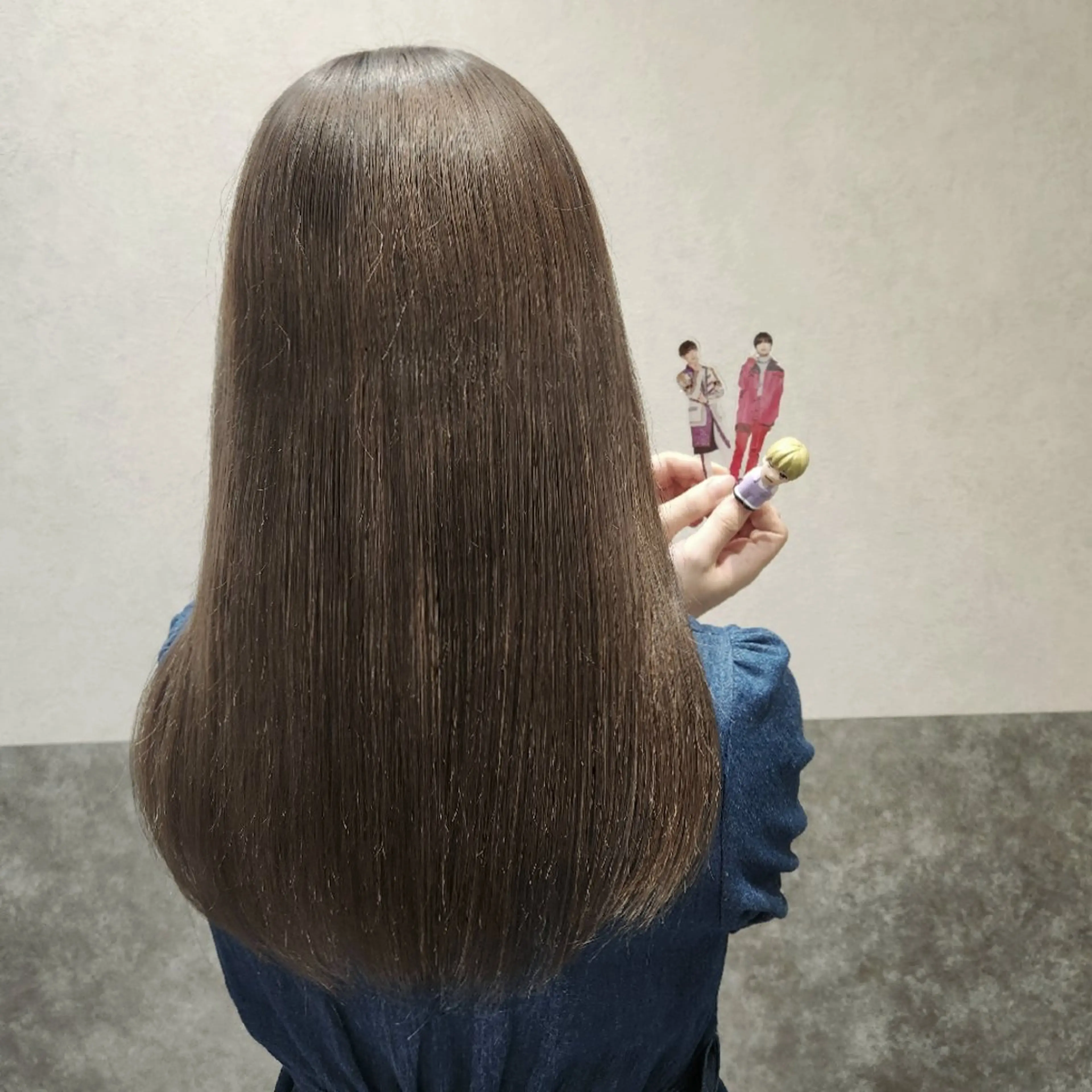 セミロング カラー グレージュ ミルクティーグレージュ O.hair designers所属・シールエクステ🎀 ホシノ🕒ユウカのヘアスタイル