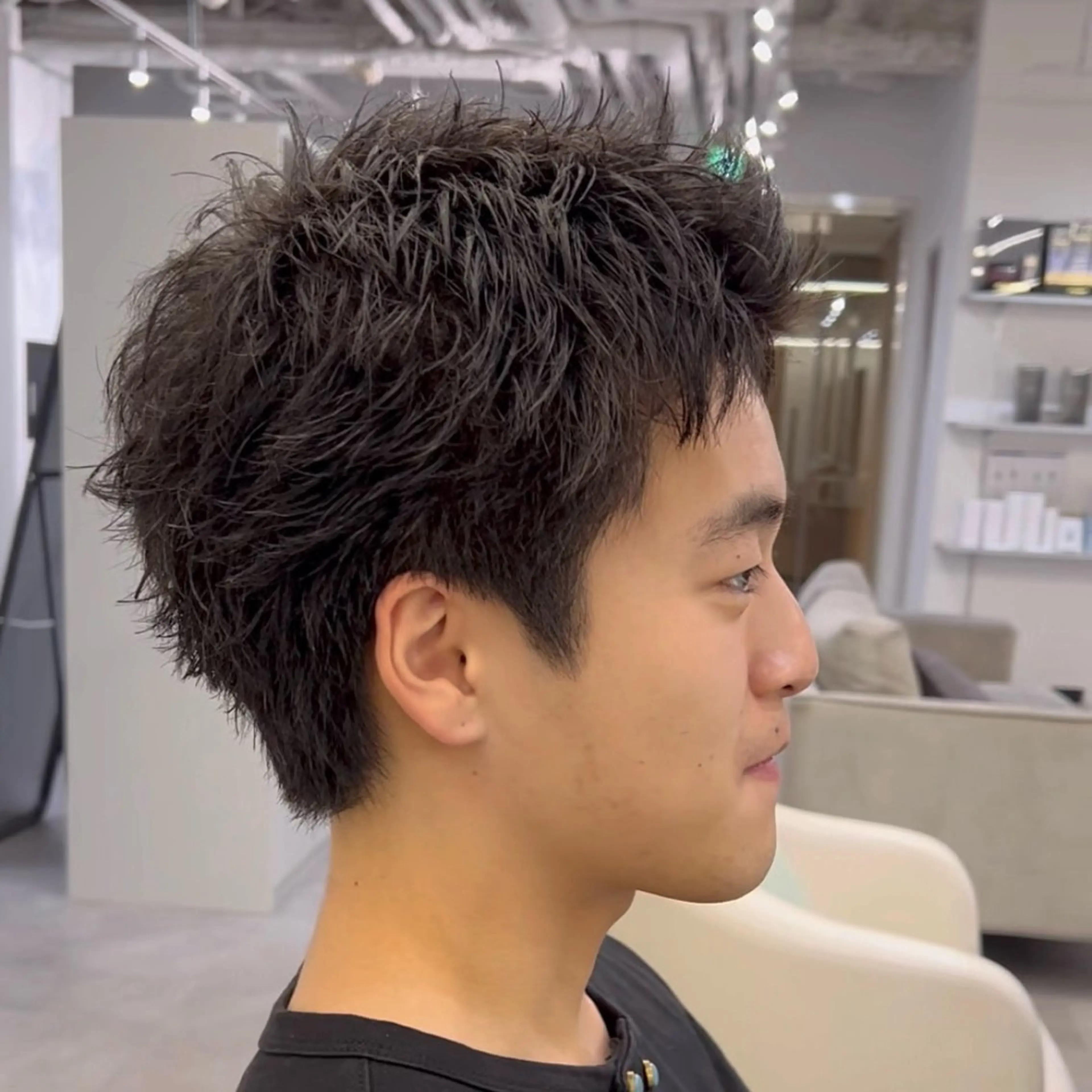 メンズ センターパート フェードカット メンズパーマ スパイキーショート 刈り上げ カット ✨メンズ/パーマ/ 三宅 昌太✨のヘアスタイル