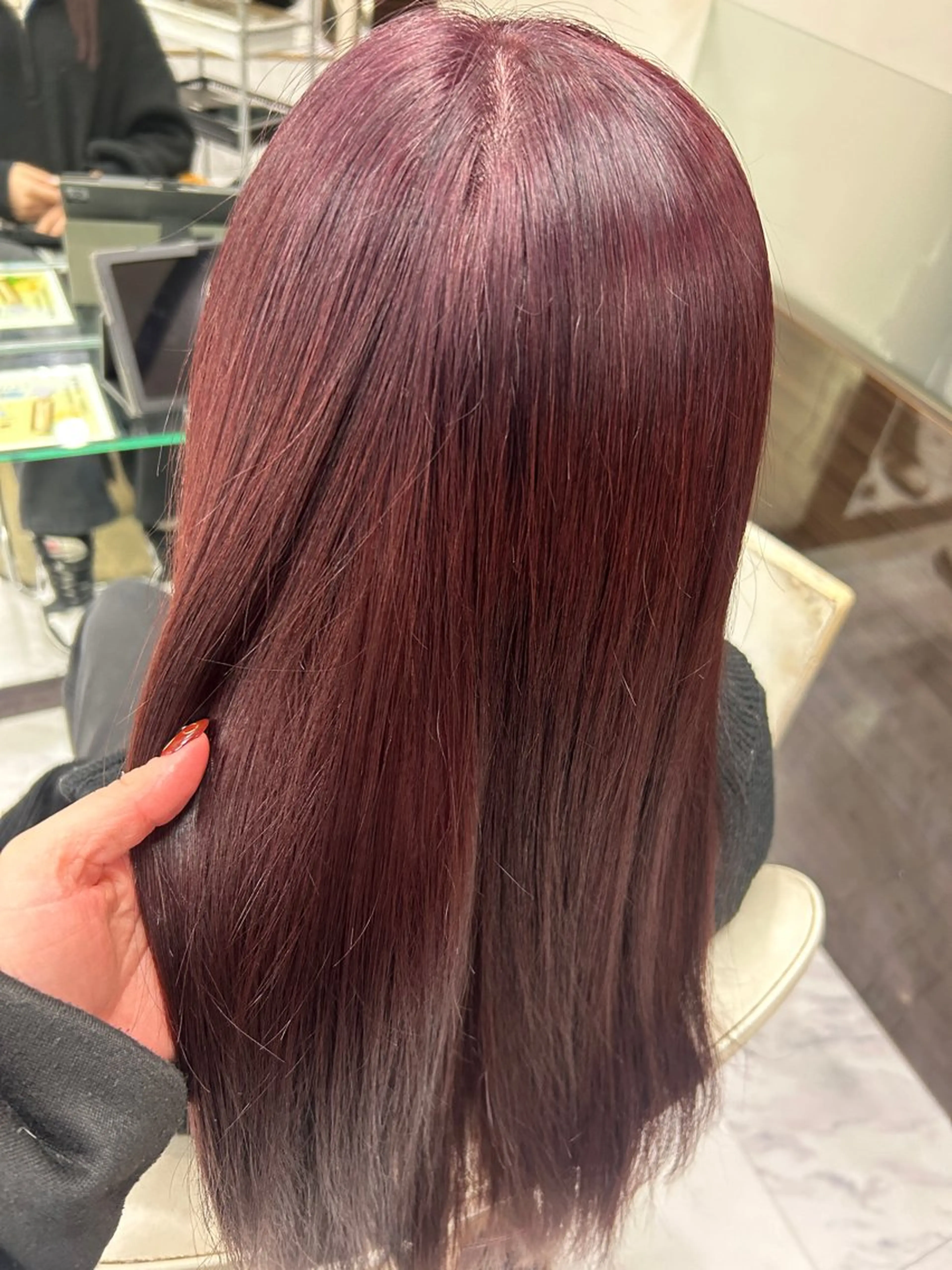 ロング カラー レッドカラー ヘアカラー 🍊小川実里🍊 /カラーレイヤーのヘアスタイル