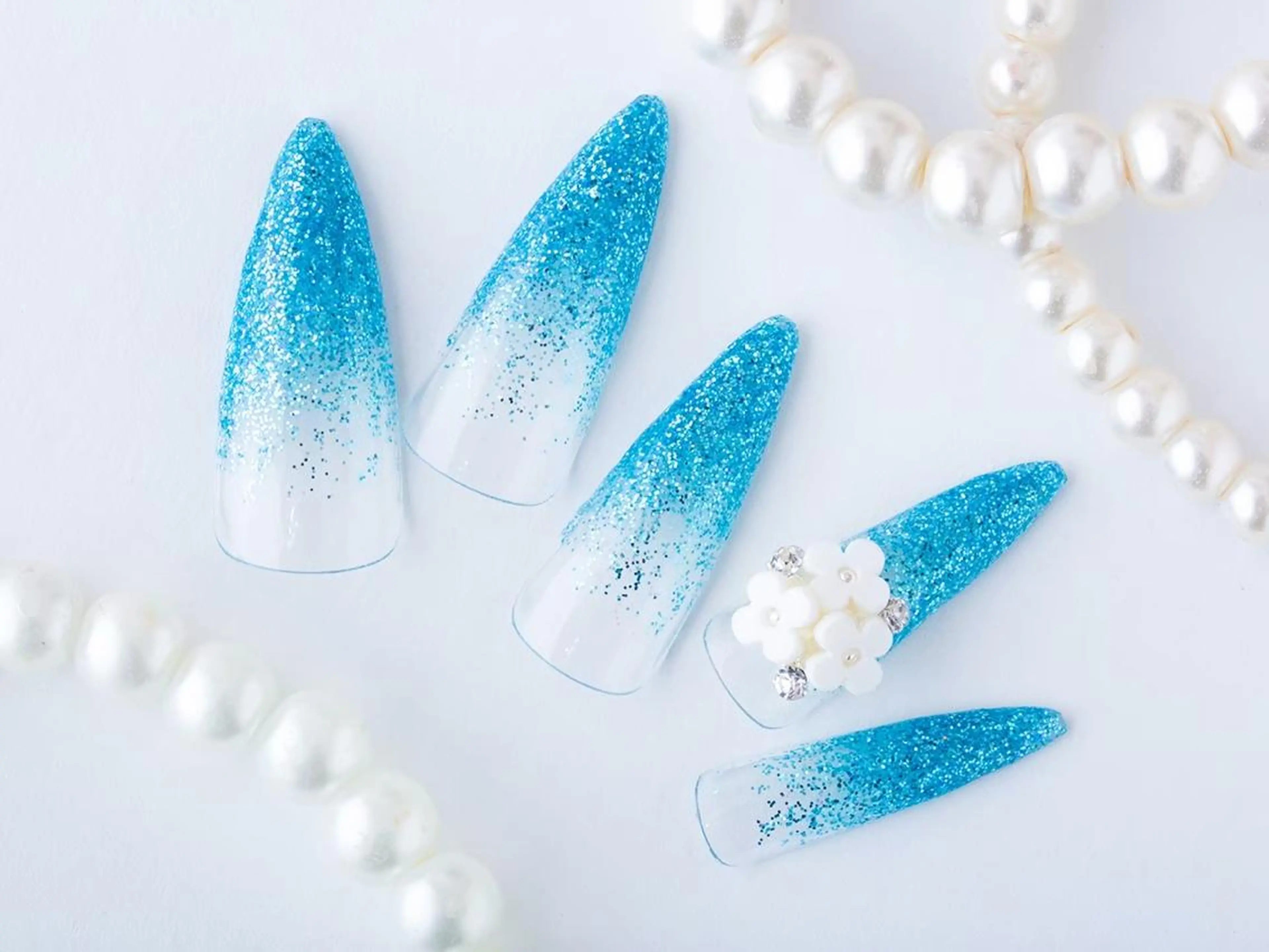 ネイル 桜ネイル 成人式 長さ出し フラッシュネイル フットネイル ハンドネイル 💗🪽Tiary Nail🪽💗のネイルデザイン