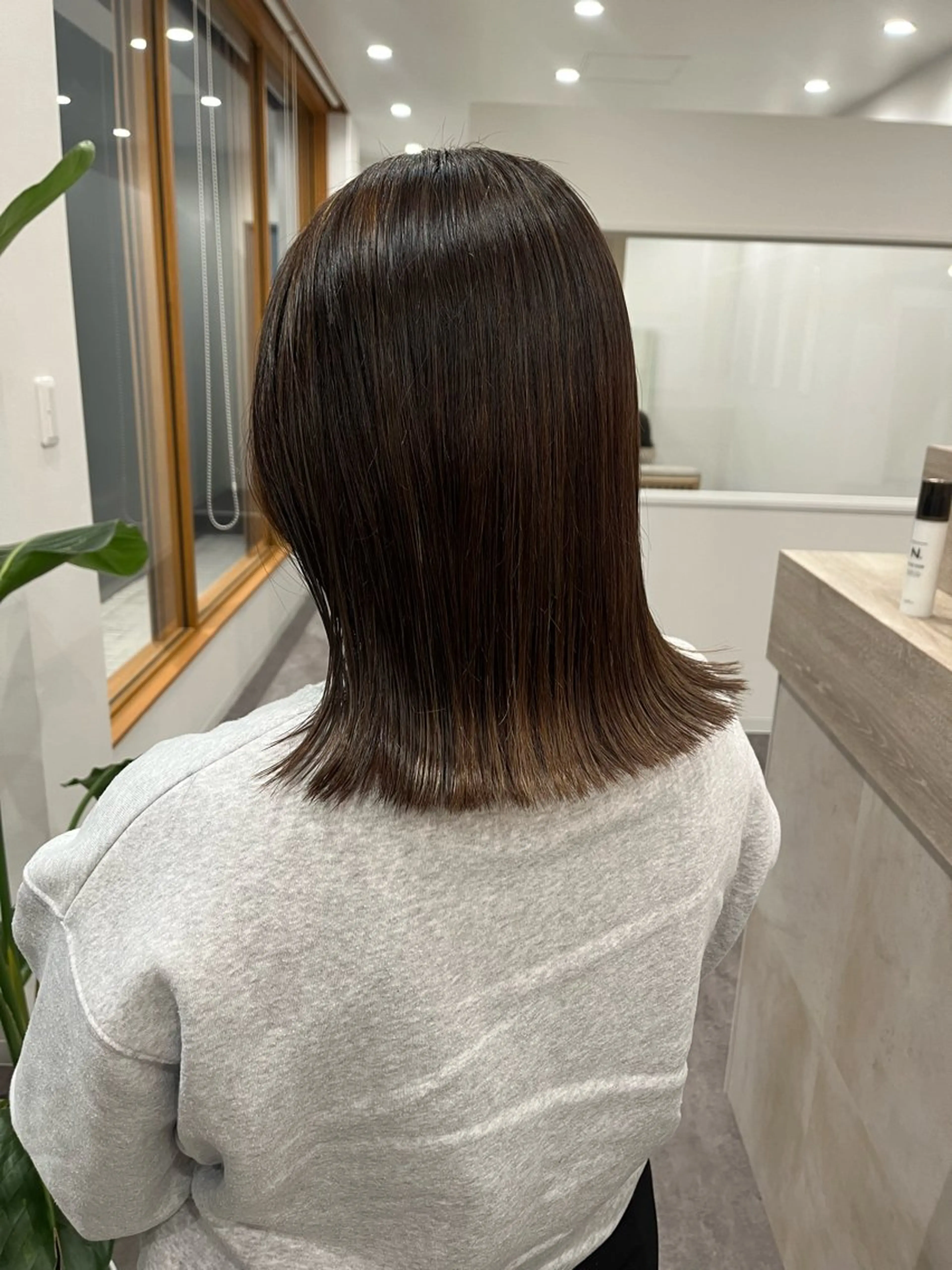 カラー ヘアカラー 金井 美悠のヘアスタイル
