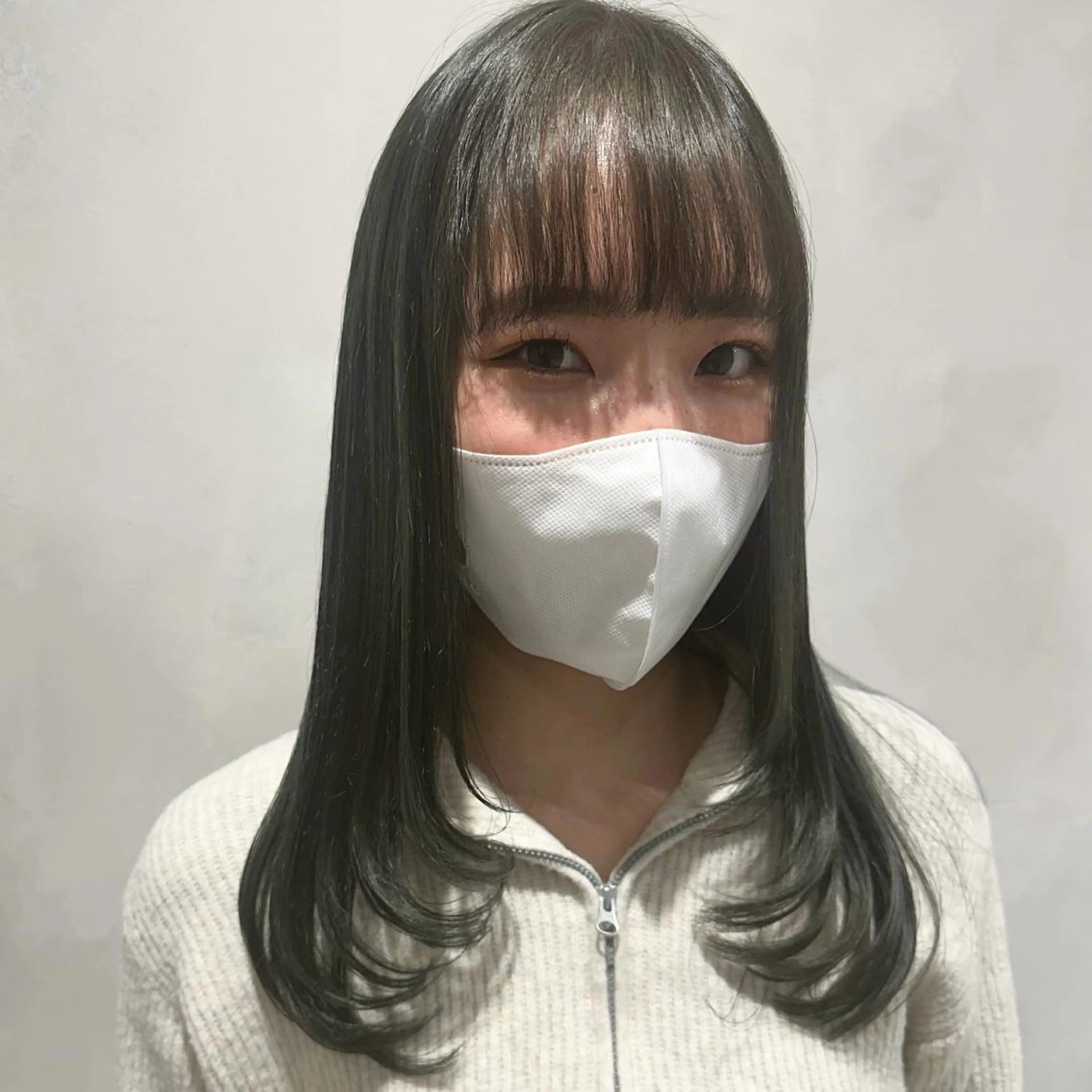 ミディアム カラー カット ヘアカラー トリートメント デザインカラー/パー マ🦖外岡咲希🦖のヘアスタイル